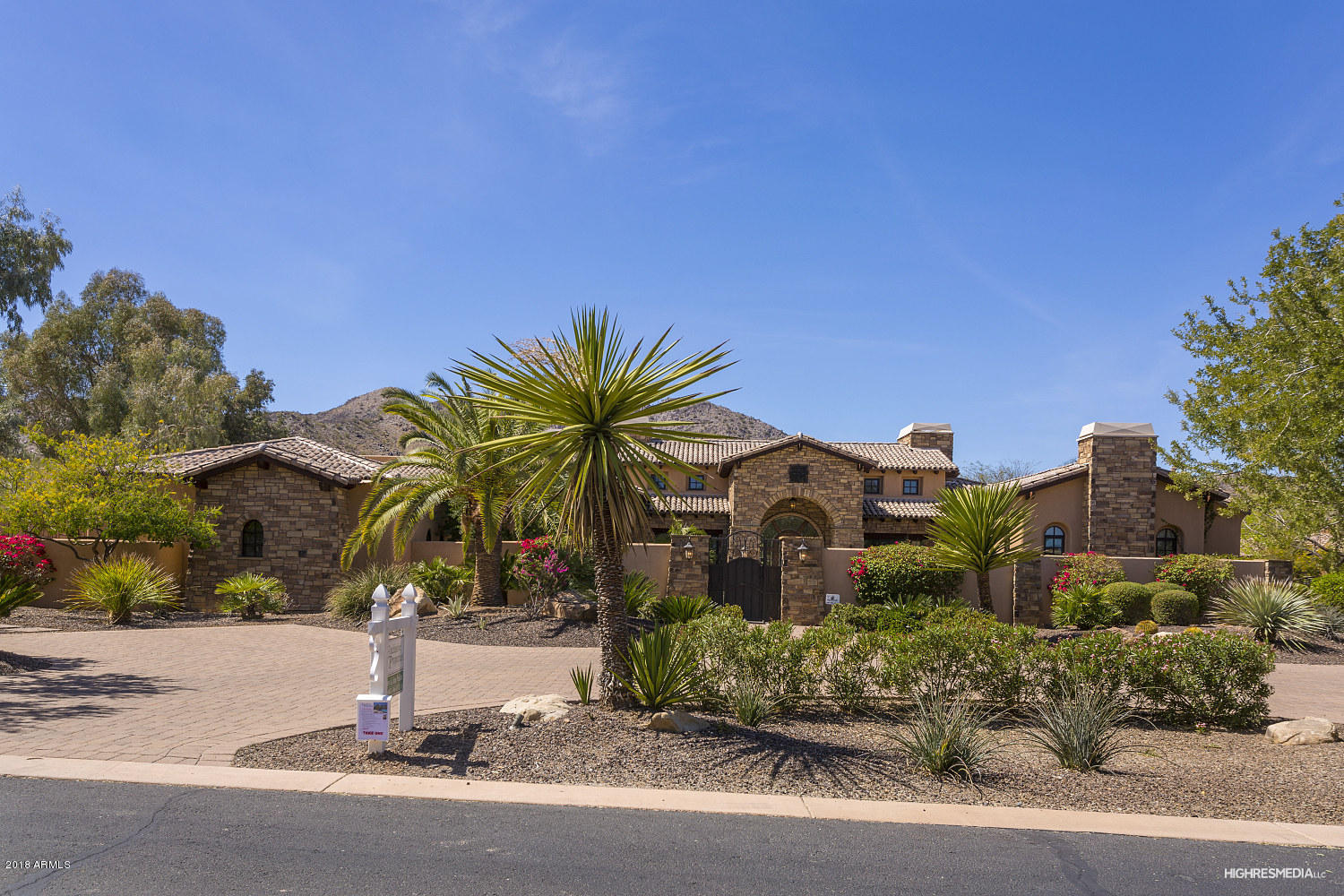 PARADISE VALLEY CUSTOM - Residential