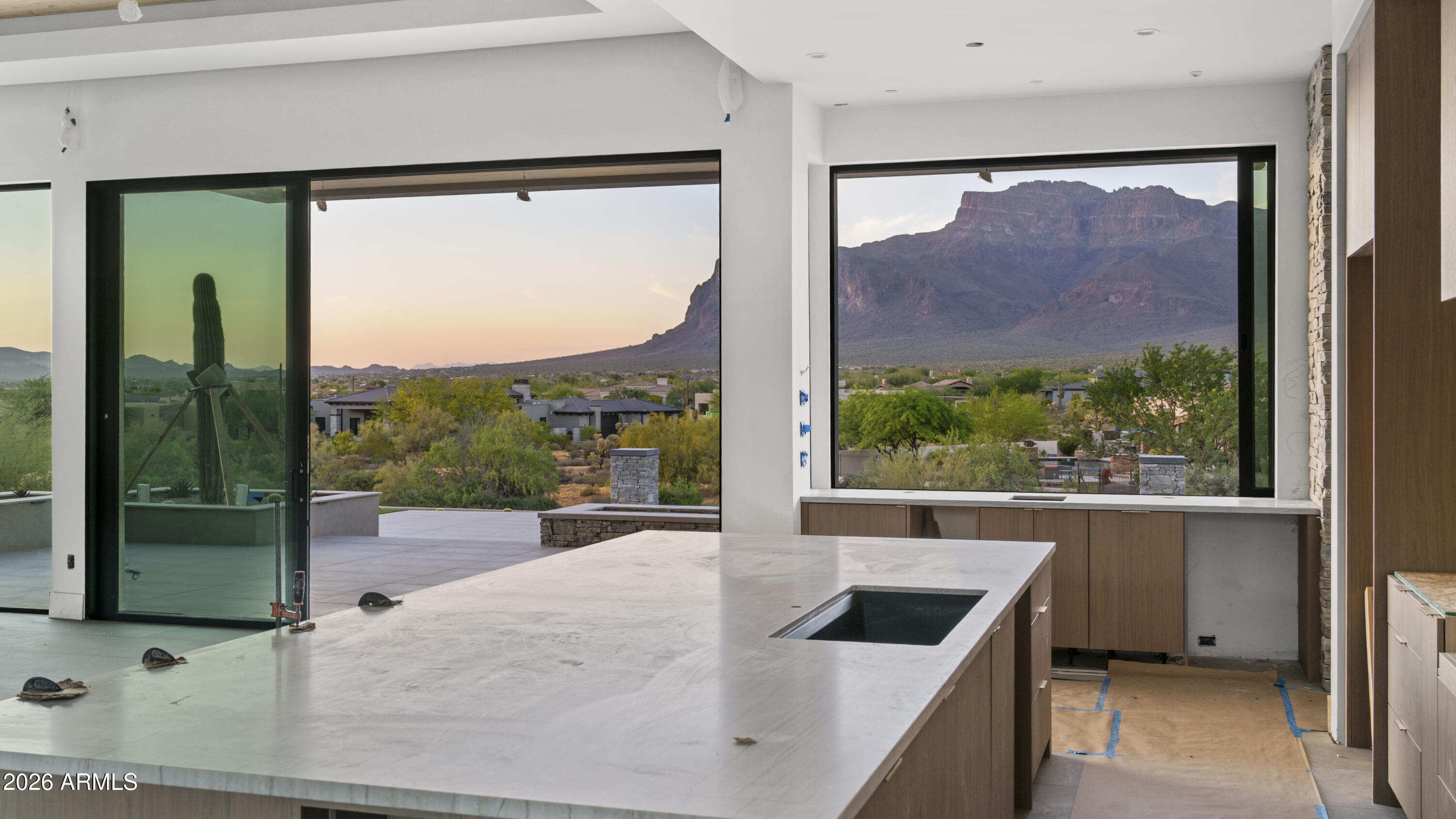 EL MIRADOR AT SUPERSTITION MOUNTAIN - Residential