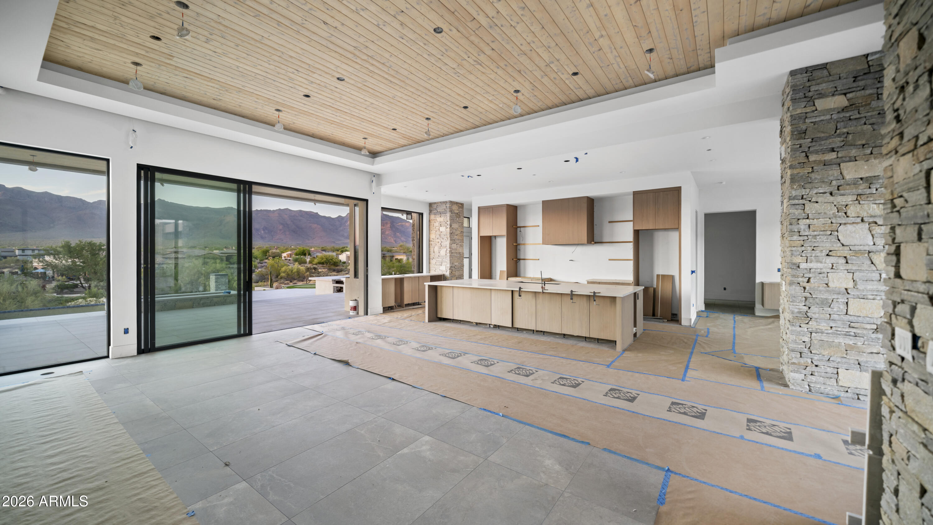 EL MIRADOR AT SUPERSTITION MOUNTAIN - Residential