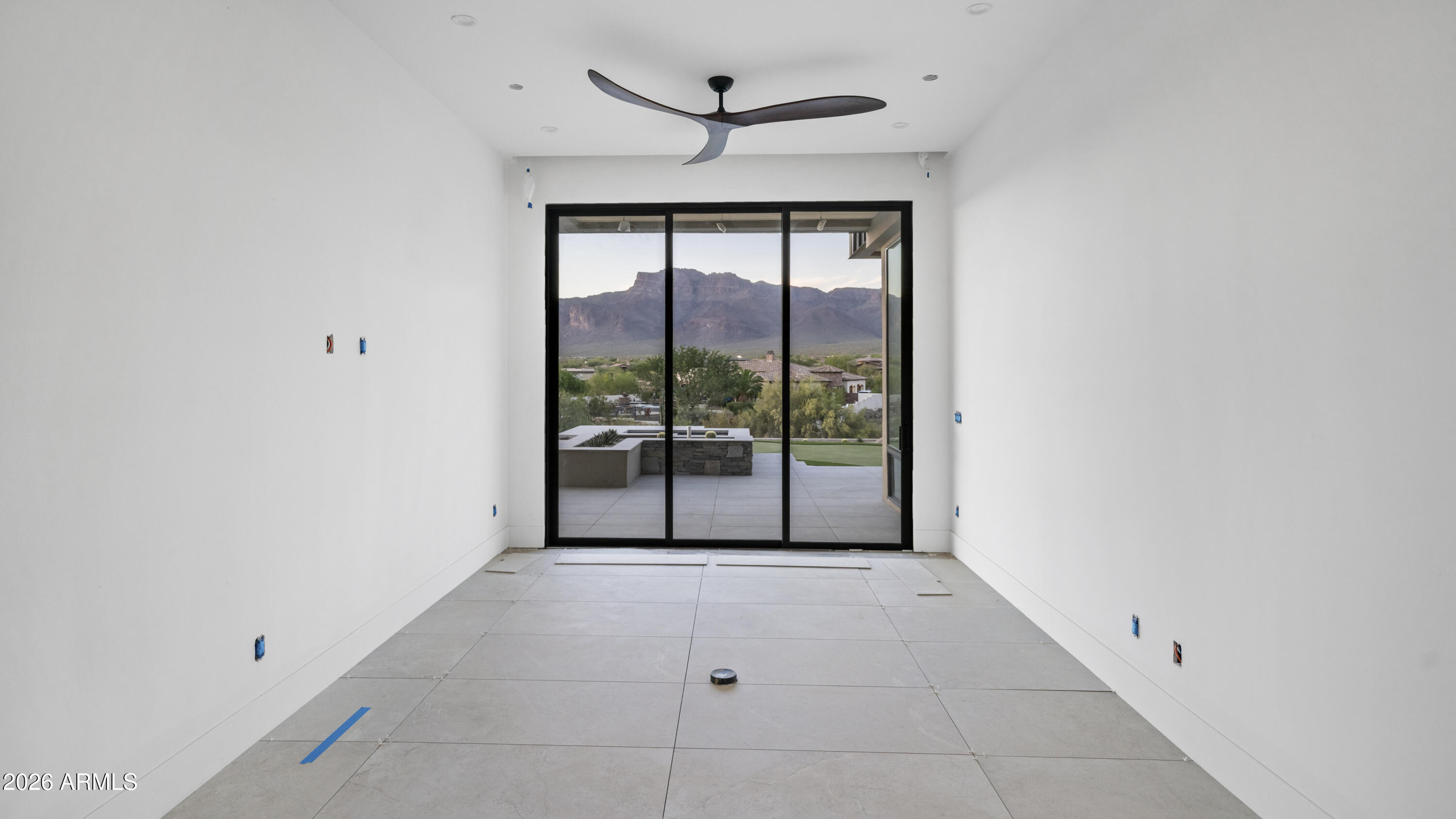 EL MIRADOR AT SUPERSTITION MOUNTAIN - Residential