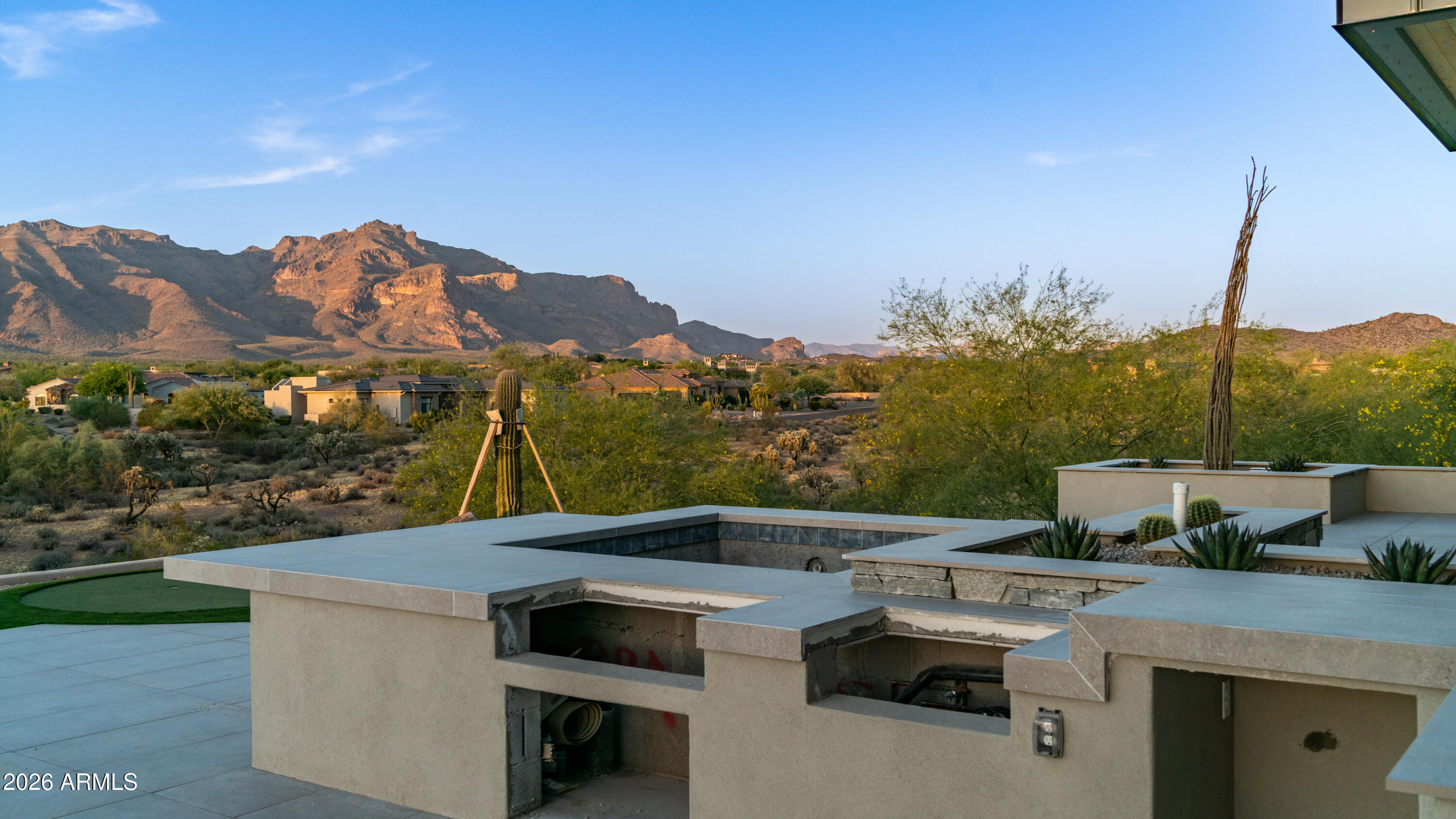EL MIRADOR AT SUPERSTITION MOUNTAIN - Residential