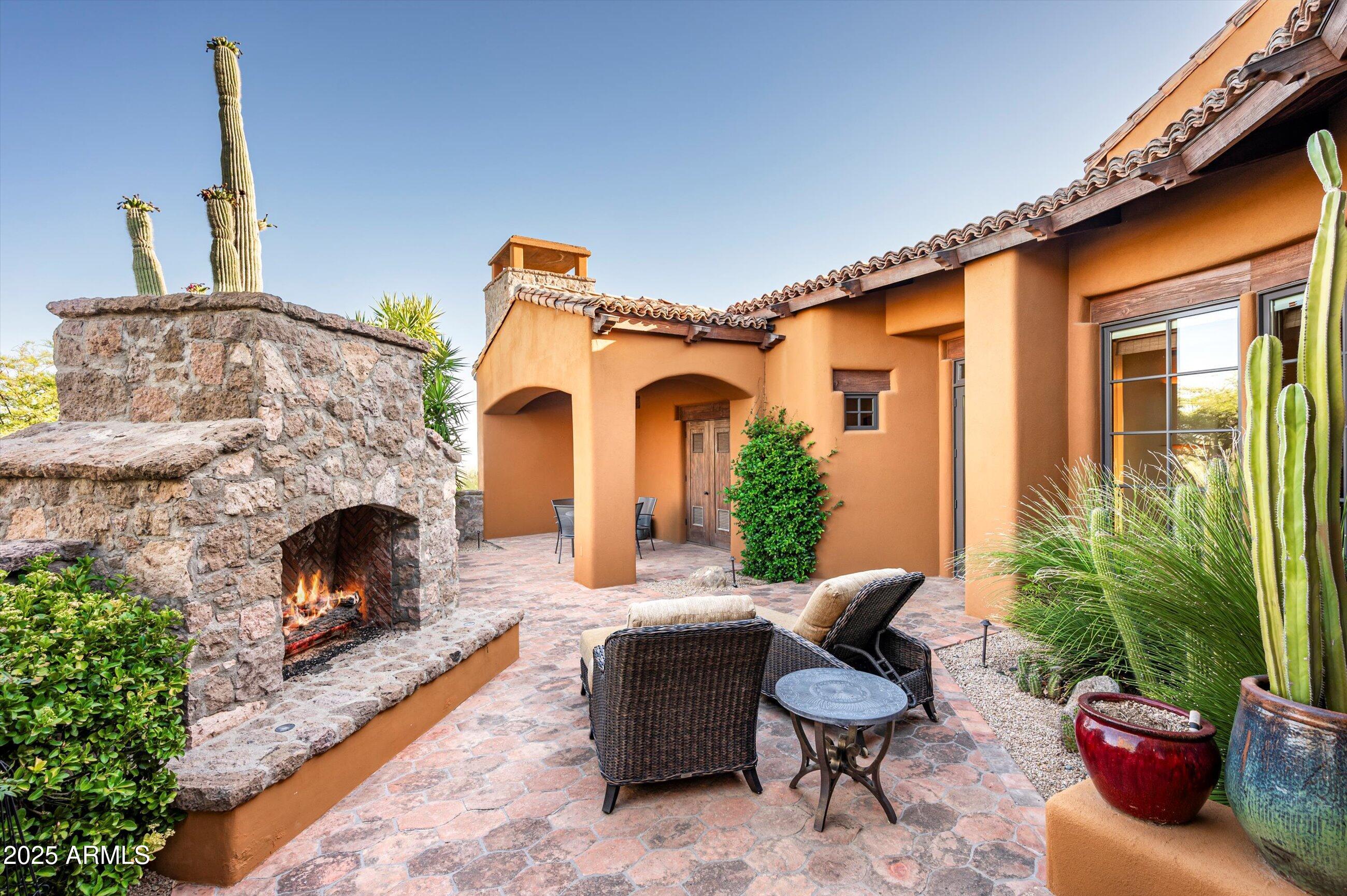 DESERT MOUNTAIN - Residential