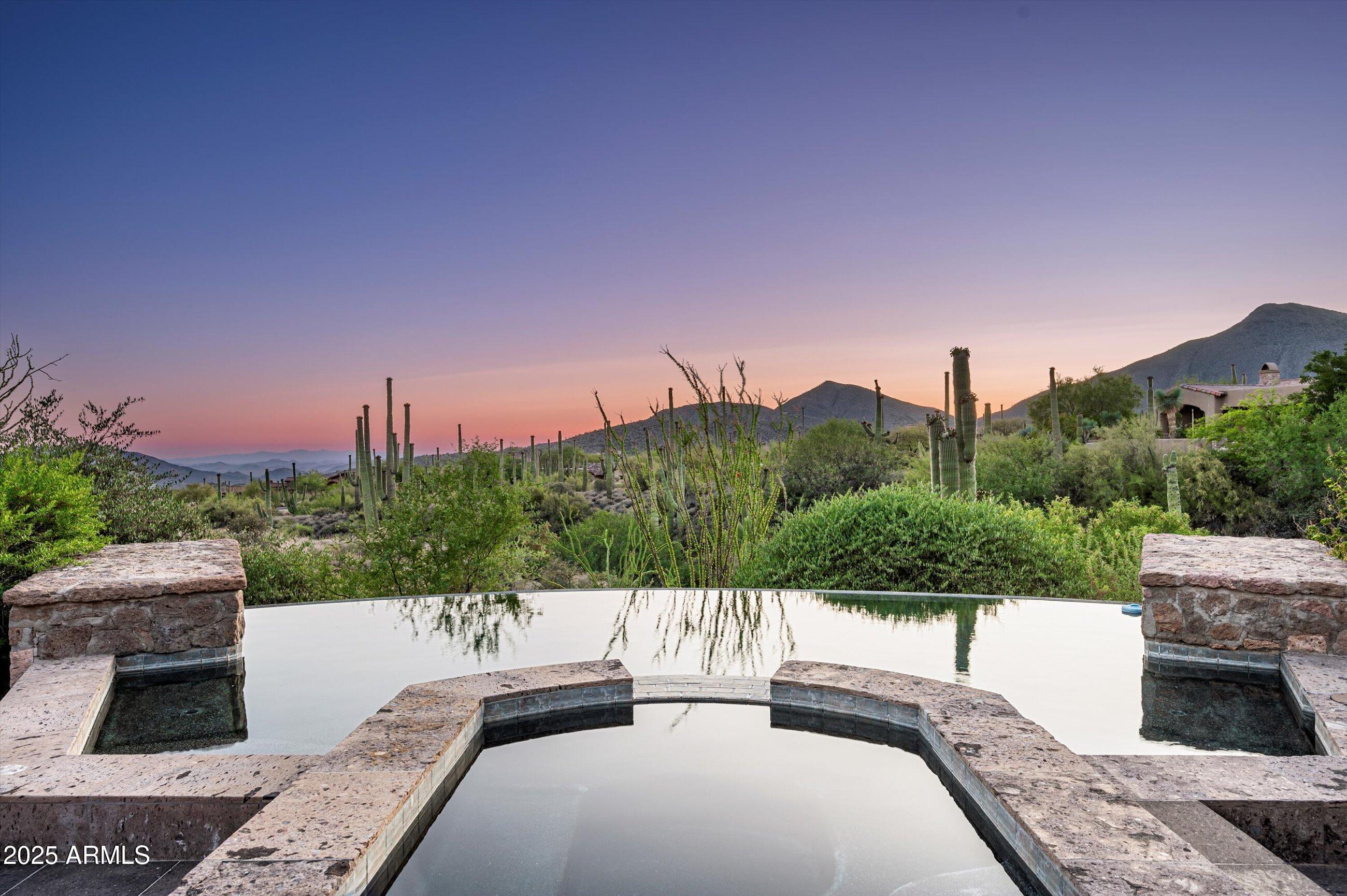 DESERT MOUNTAIN - Residential