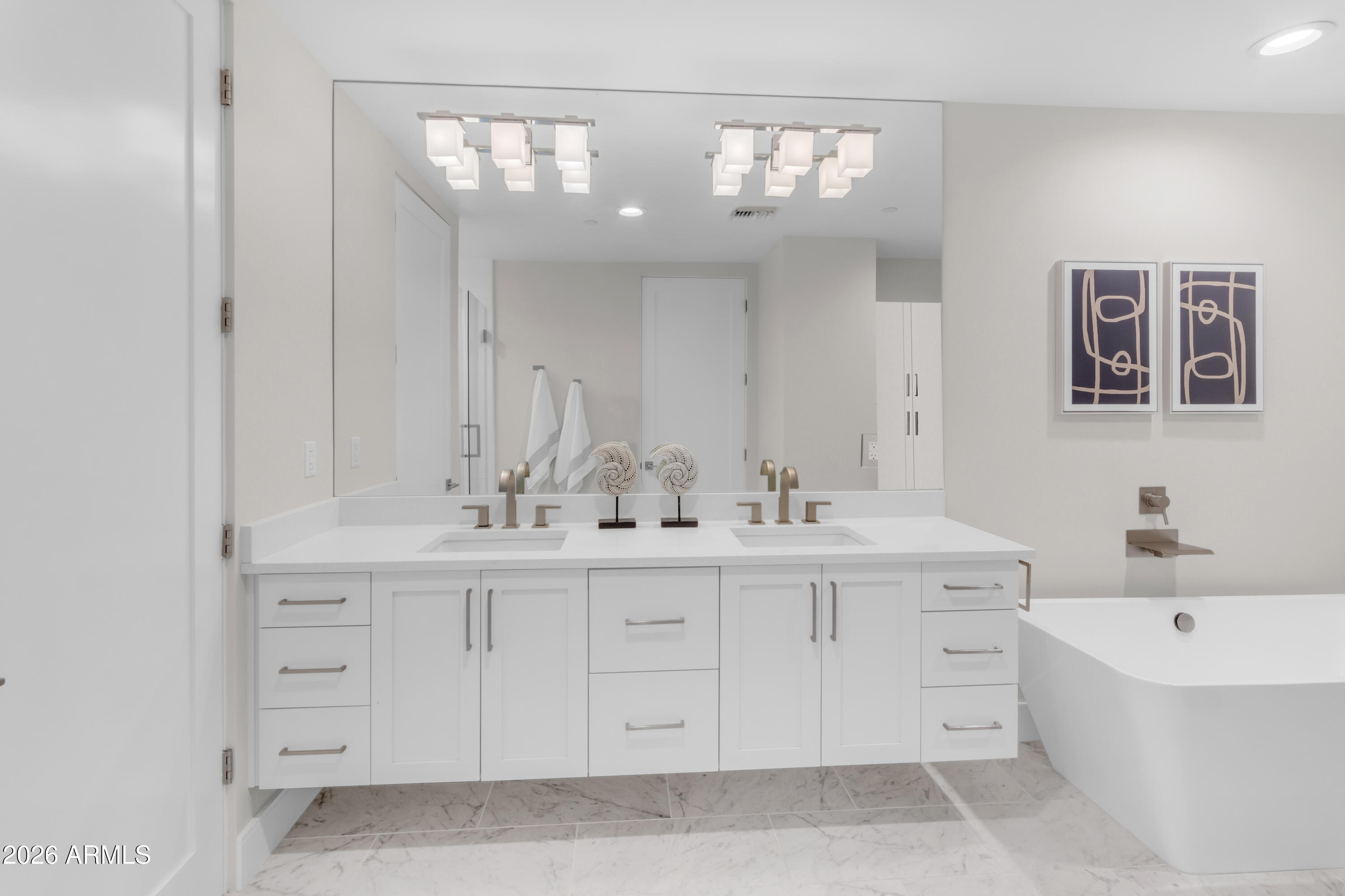 MAIN STREET PLACE CONDOMINIUM - Residential
