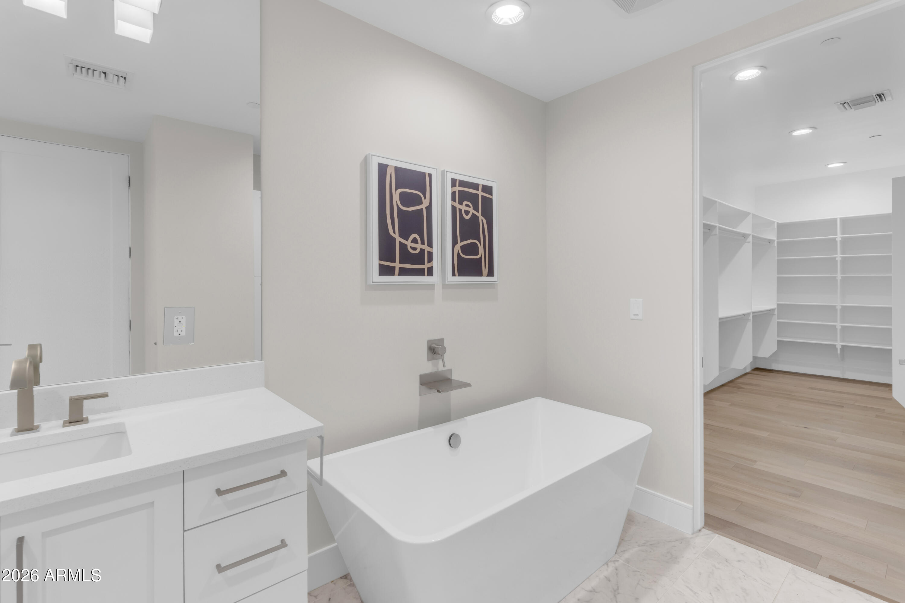 MAIN STREET PLACE CONDOMINIUM - Residential