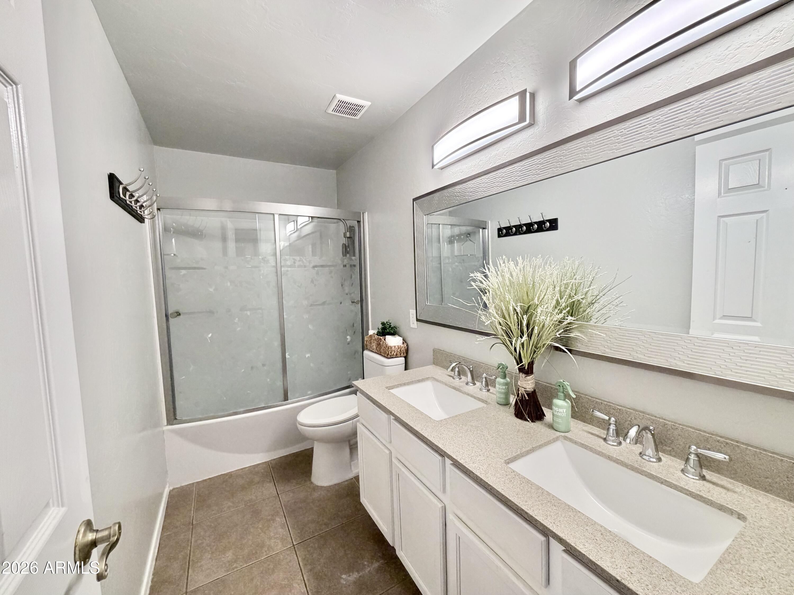EAGLE POINT LOT 1-105 TR A - Residential