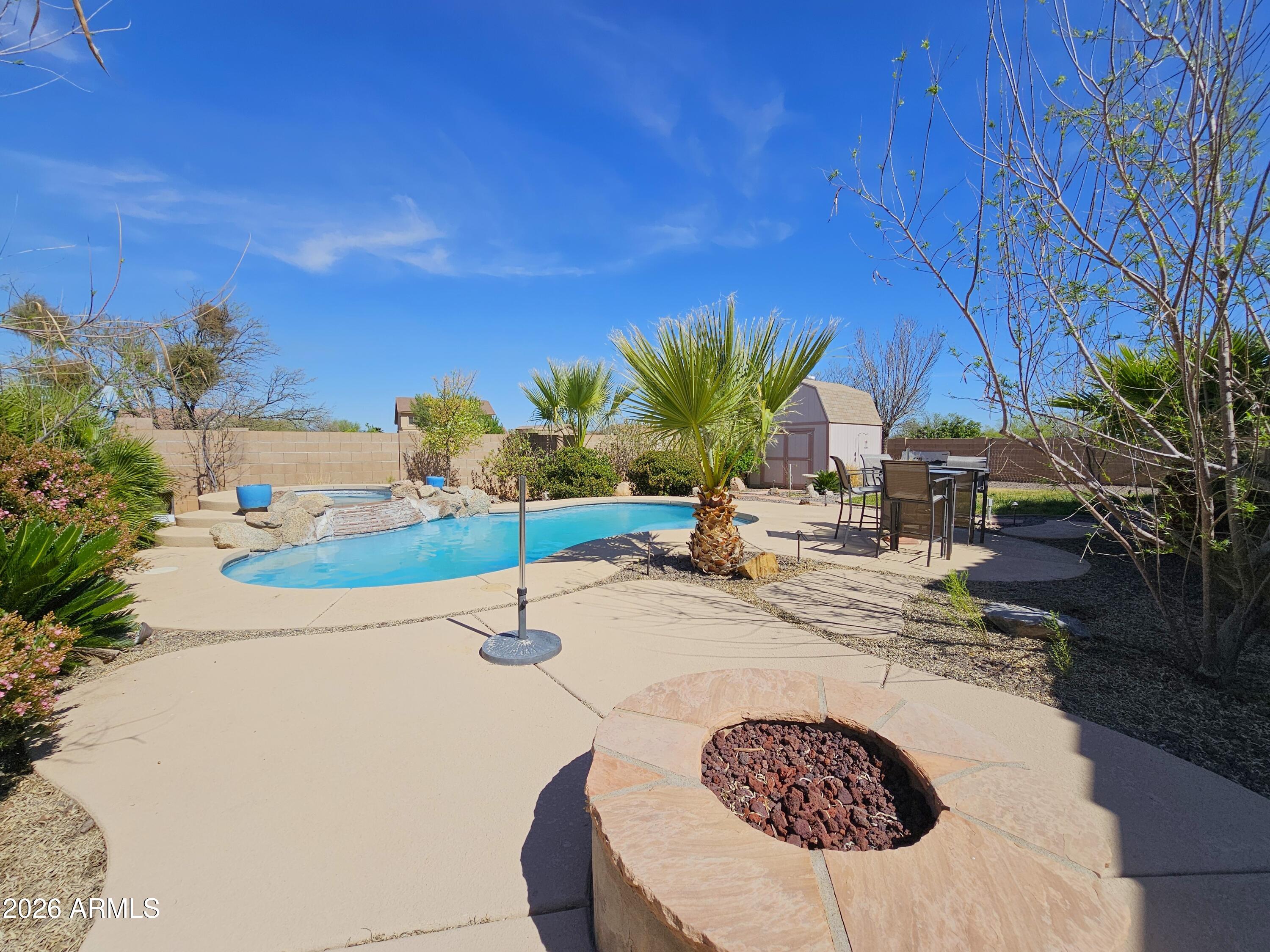 CASAS ADOBE - Residential