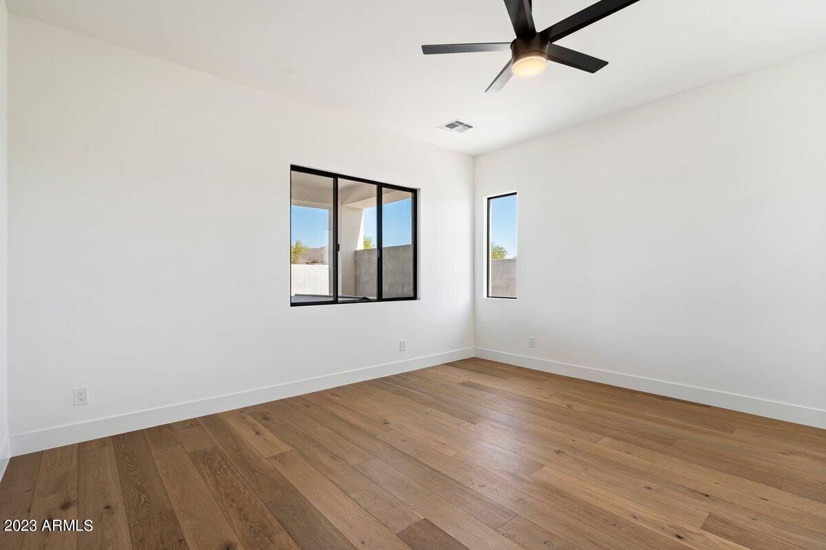 PARADISE HEIGHTS - Residential