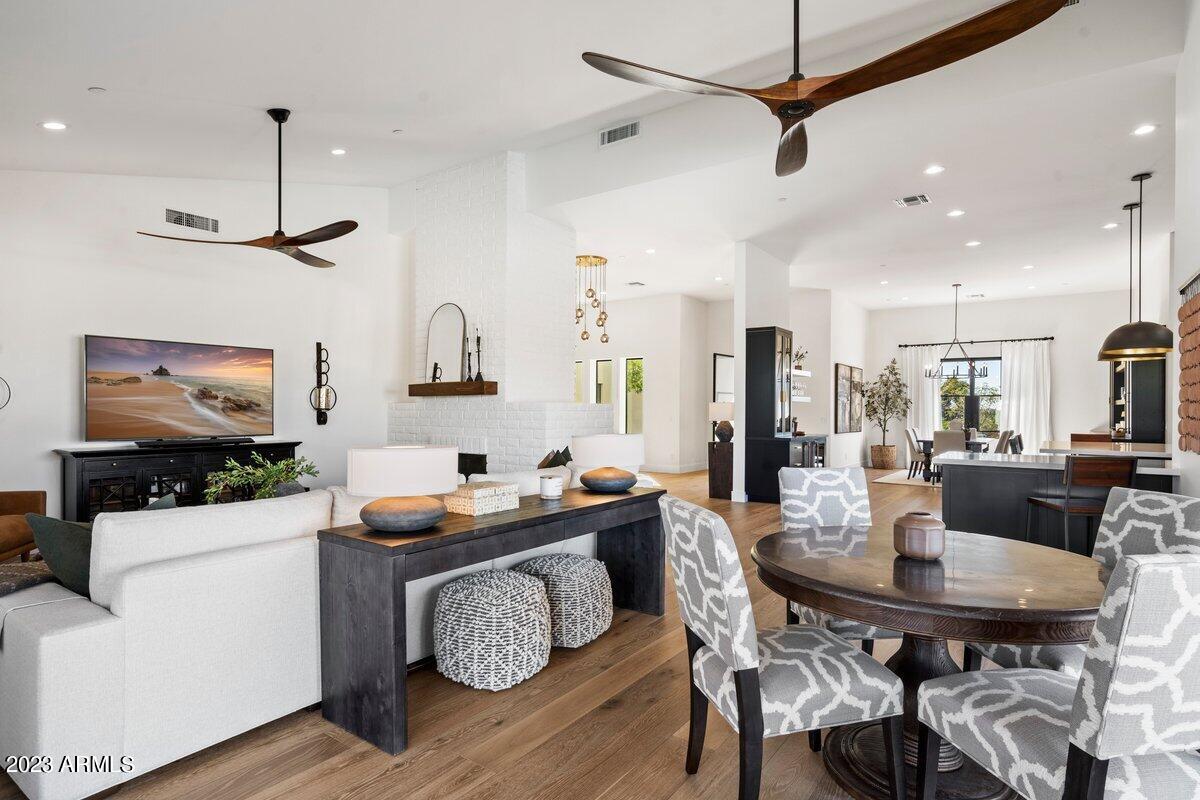 PARADISE HEIGHTS - Residential