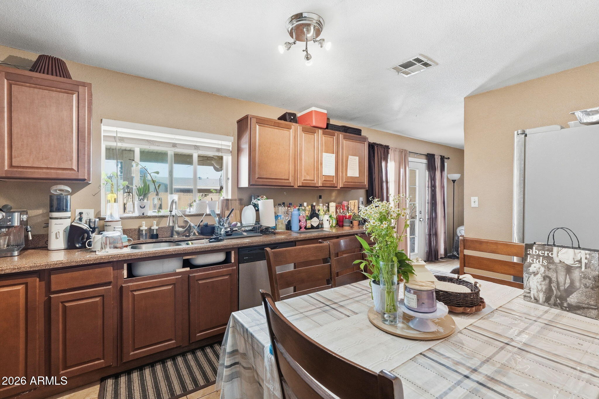 ALAMEDA MEADOWS 1 - Residential
