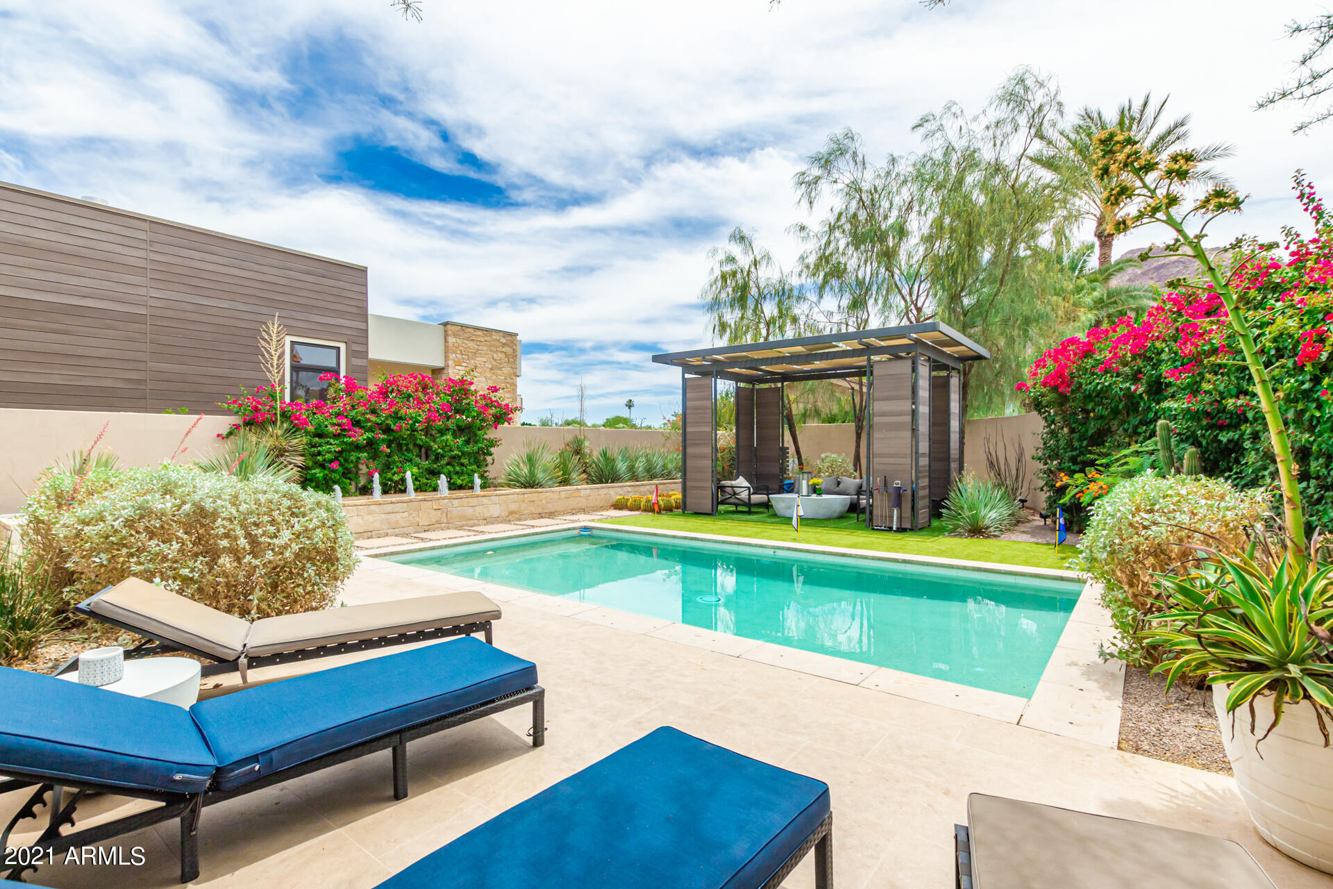 VILLAS AT MOUNTAIN SHADOWS 2 AMD - Residential