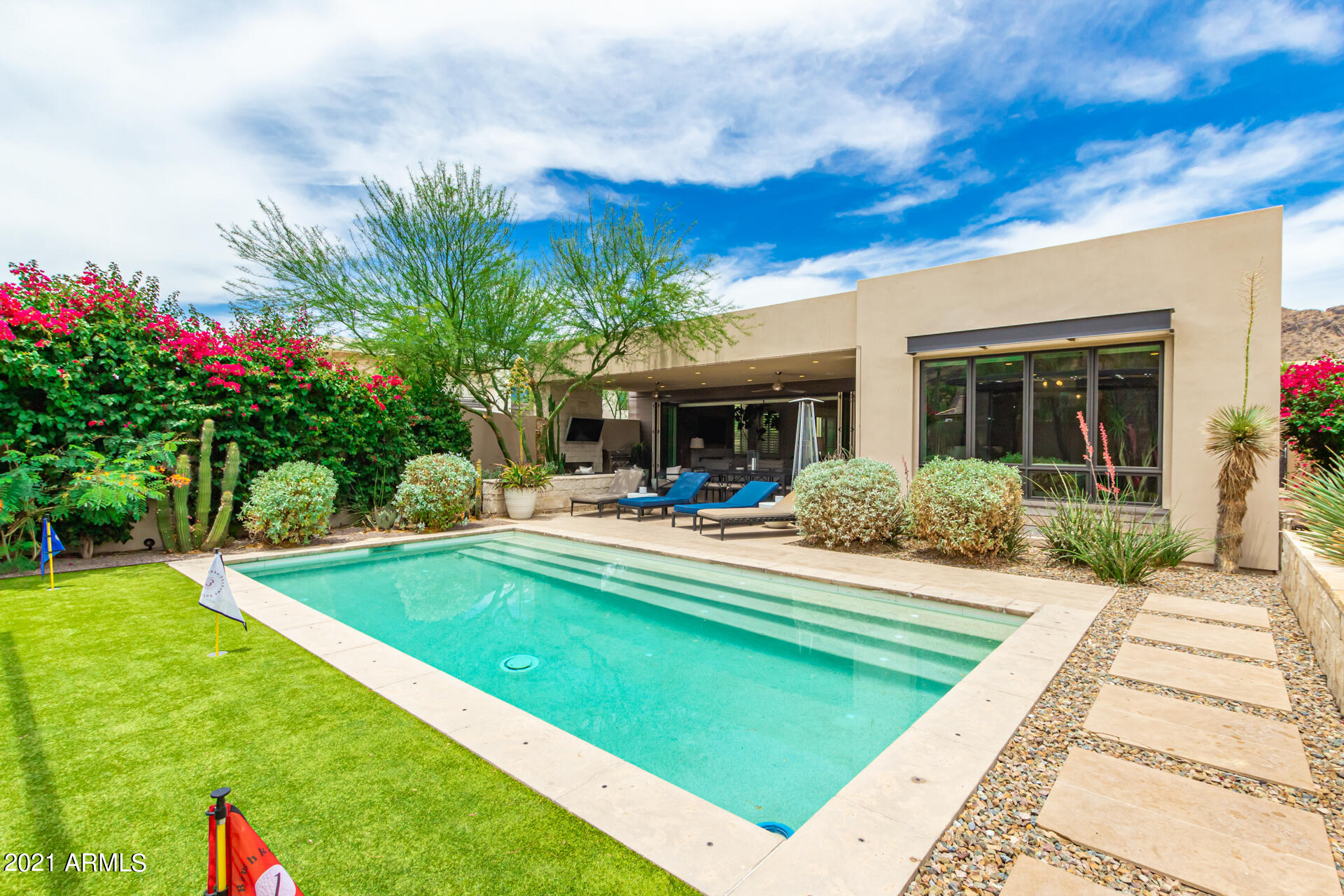 VILLAS AT MOUNTAIN SHADOWS 2 AMD - Residential