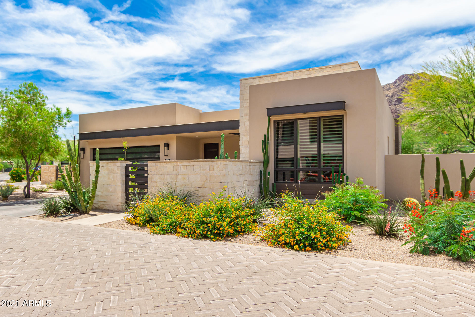 VILLAS AT MOUNTAIN SHADOWS 2 AMD - Residential