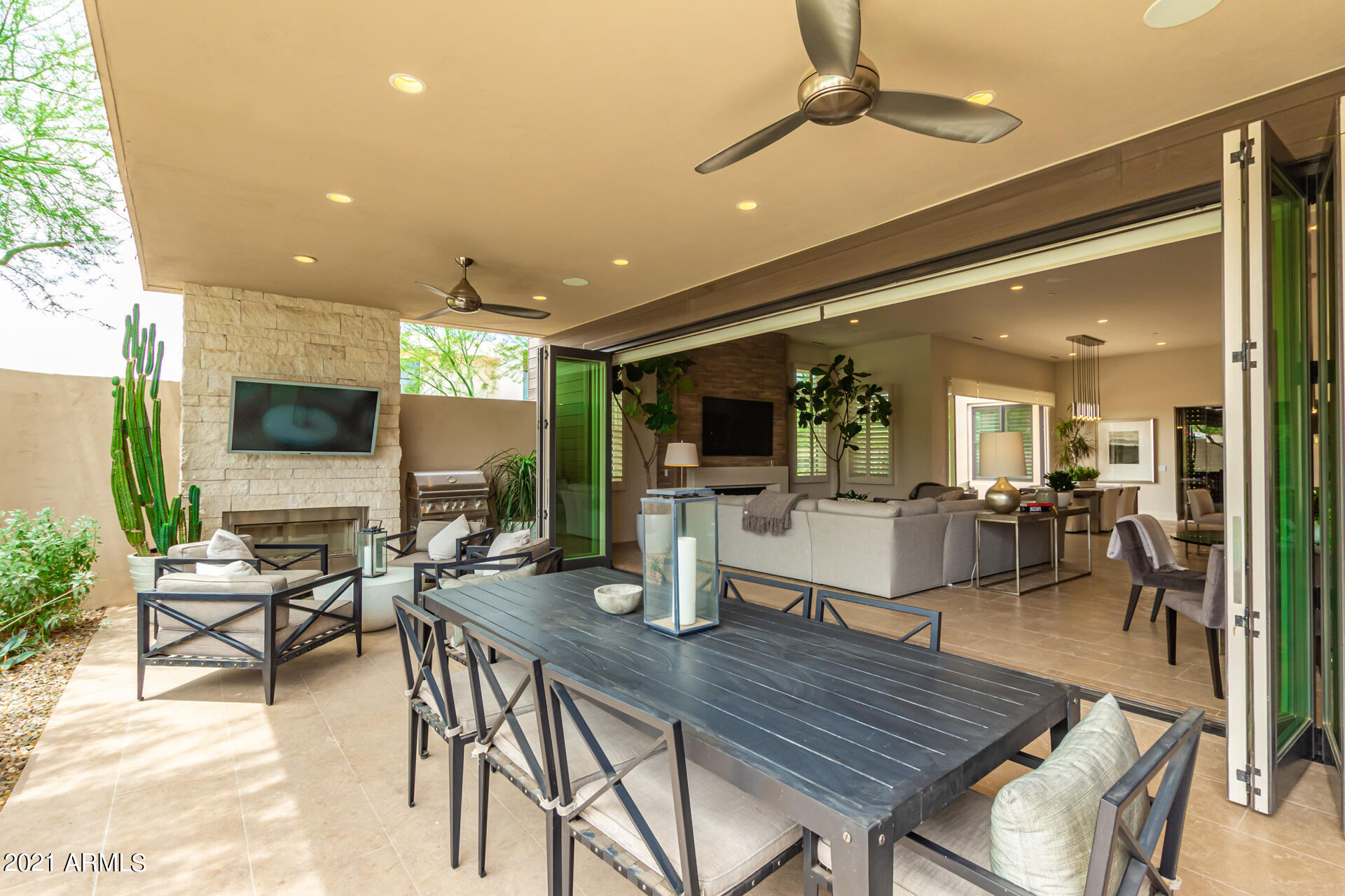VILLAS AT MOUNTAIN SHADOWS 2 AMD - Residential