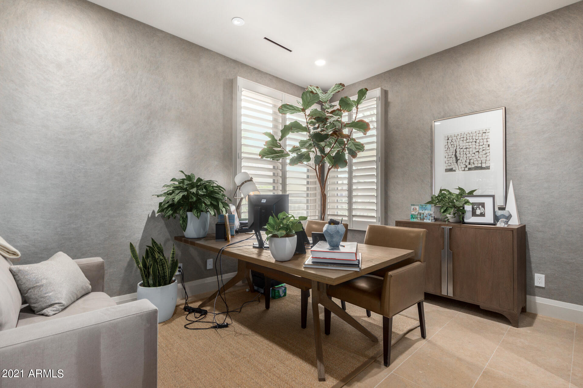 VILLAS AT MOUNTAIN SHADOWS 2 AMD - Residential