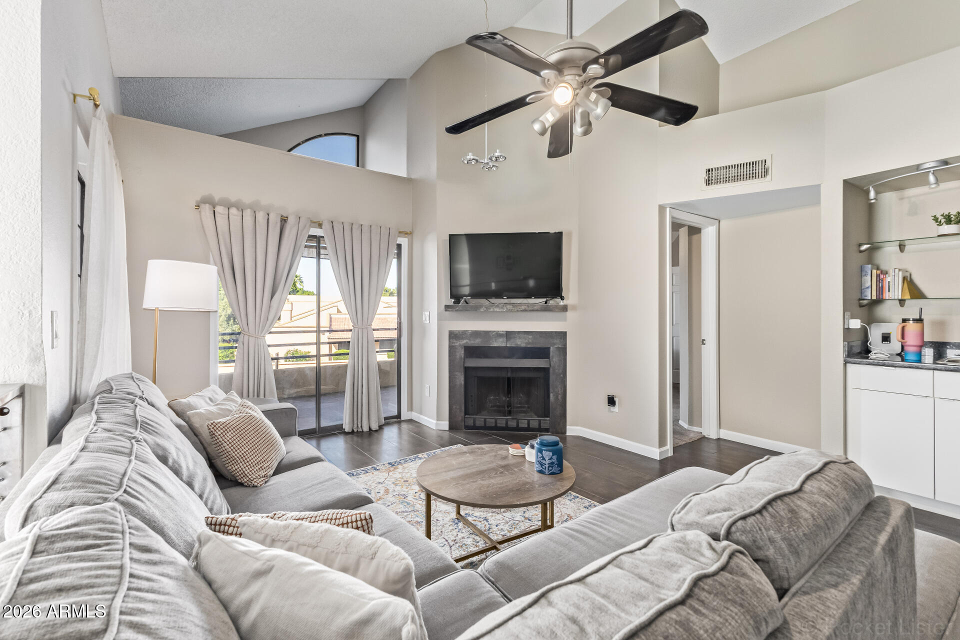 JOSHUA TREE CONDOMINIUMS - Residential