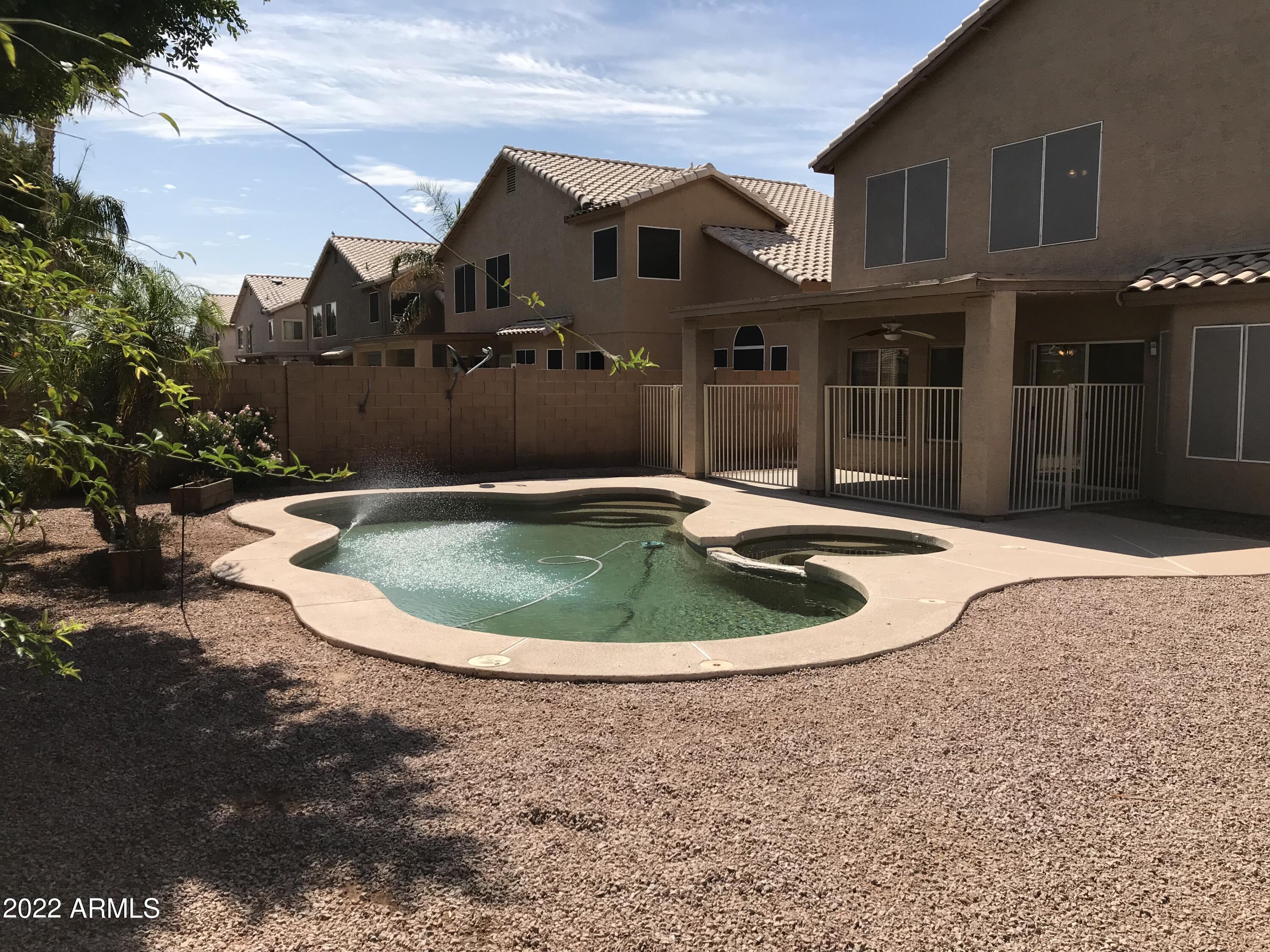 EL DORADO LAKES GOLF COMMUNITY TRACT E - Residential Lease