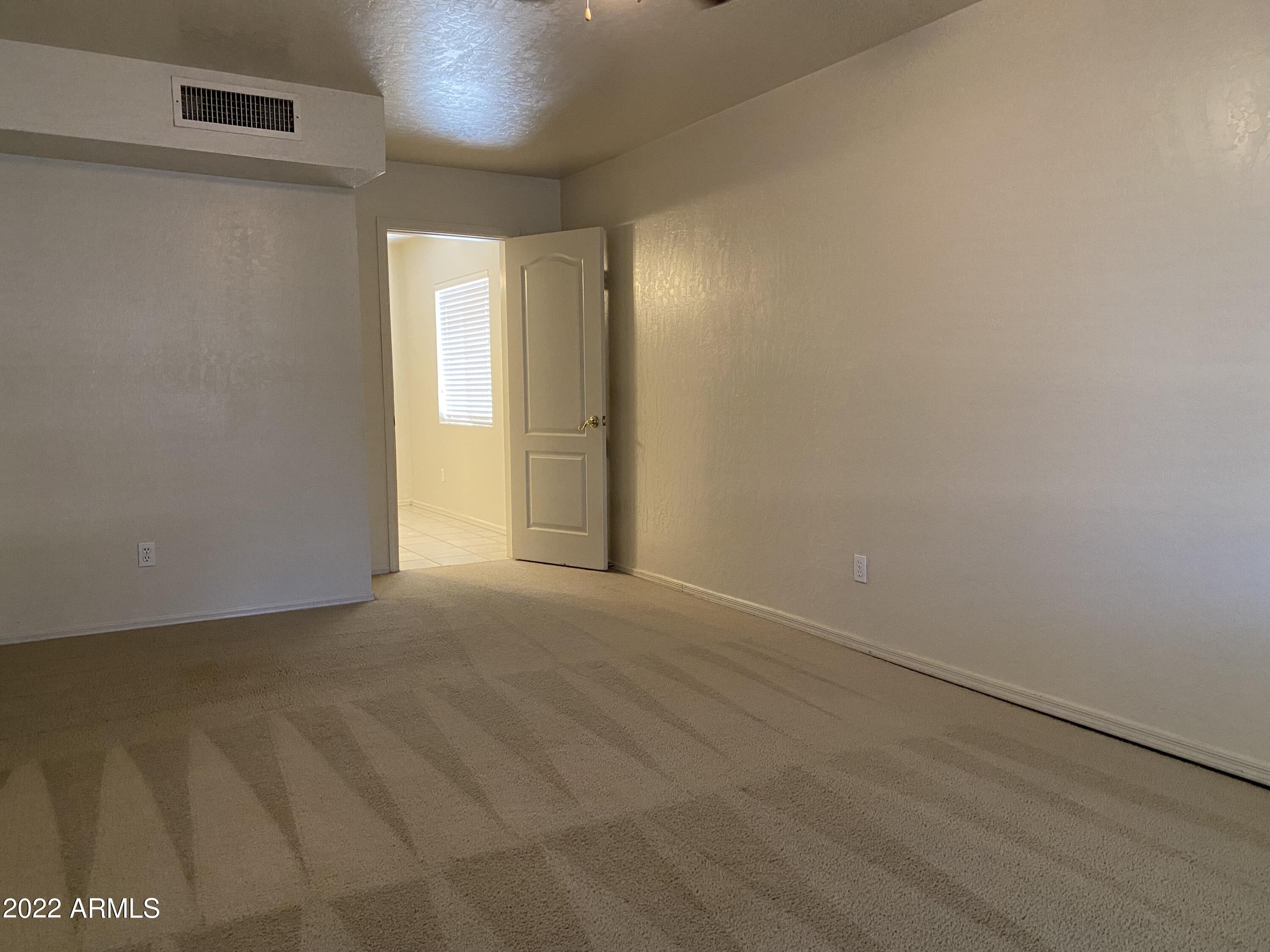 EL DORADO LAKES GOLF COMMUNITY TRACT E - Residential Lease
