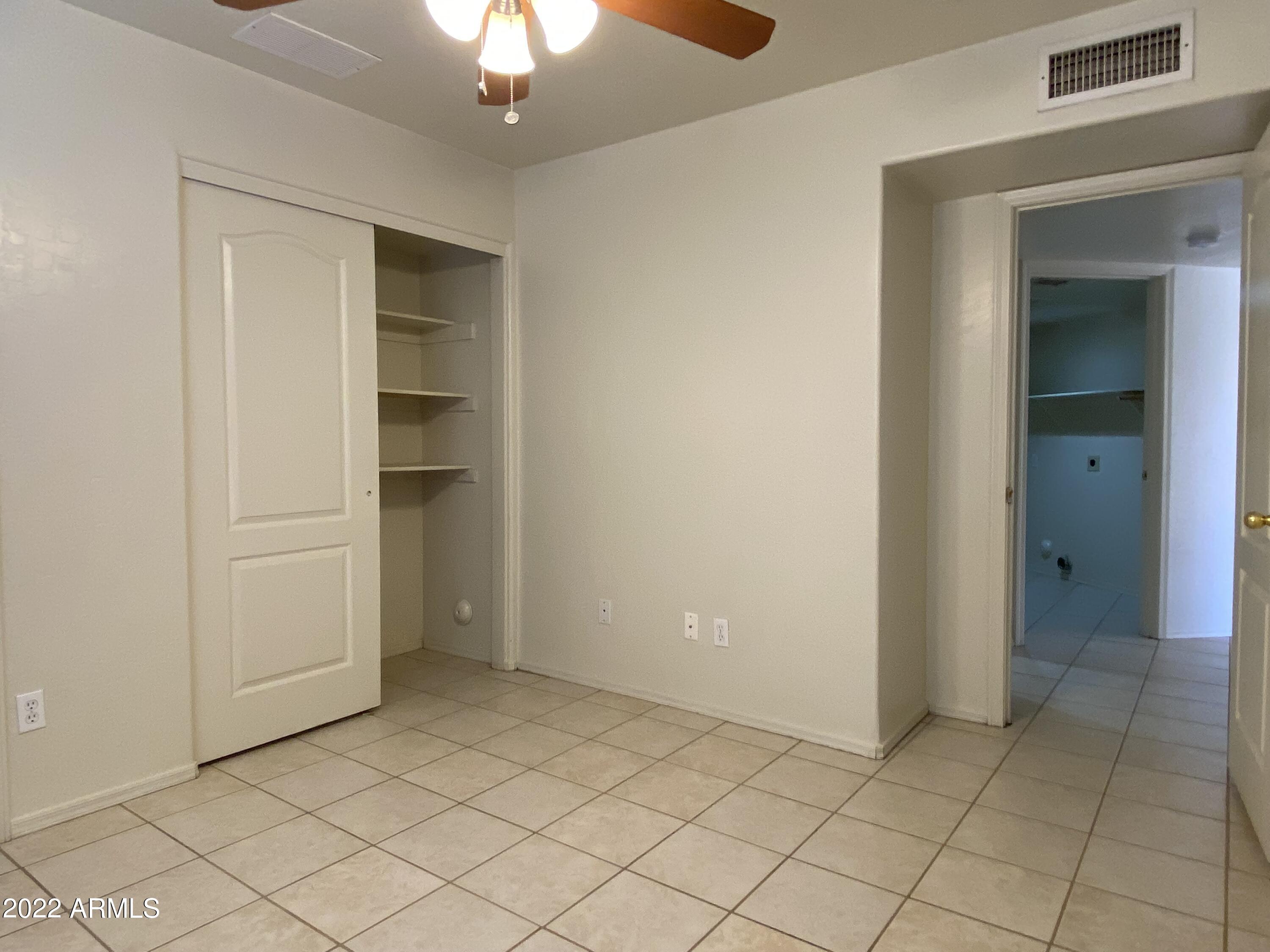 EL DORADO LAKES GOLF COMMUNITY TRACT E - Residential Lease