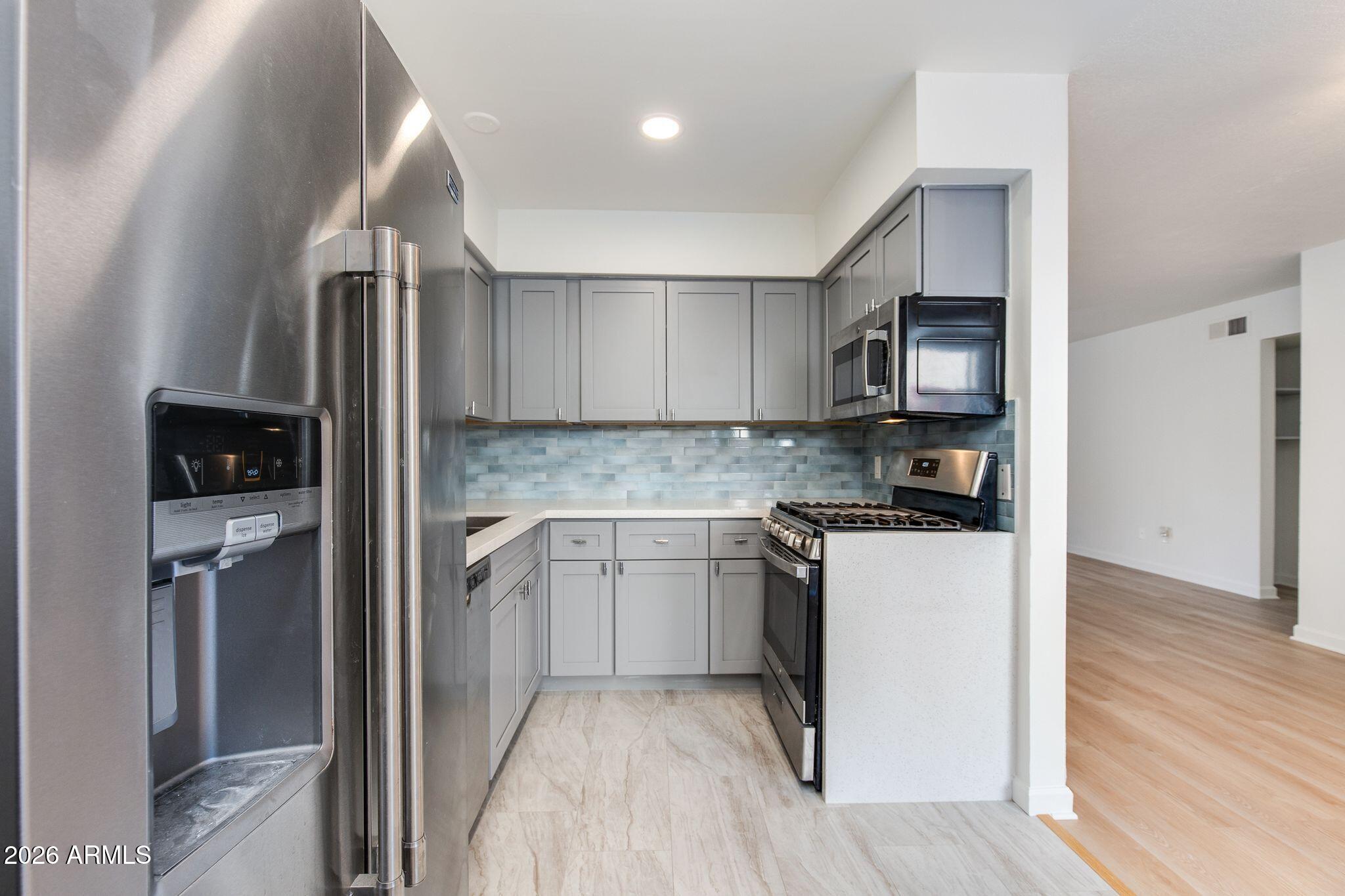 EL CHAPARRAL VILLAS - Residential