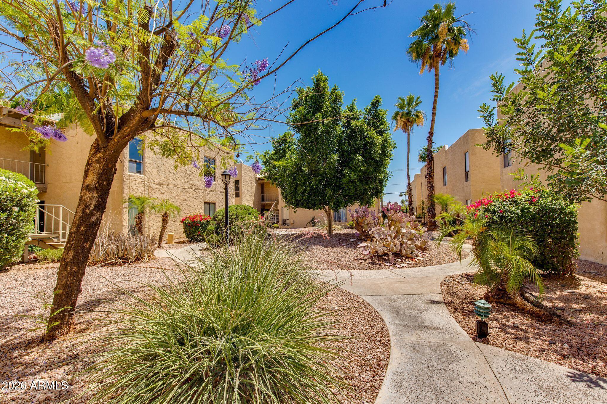 EL CHAPARRAL VILLAS - Residential