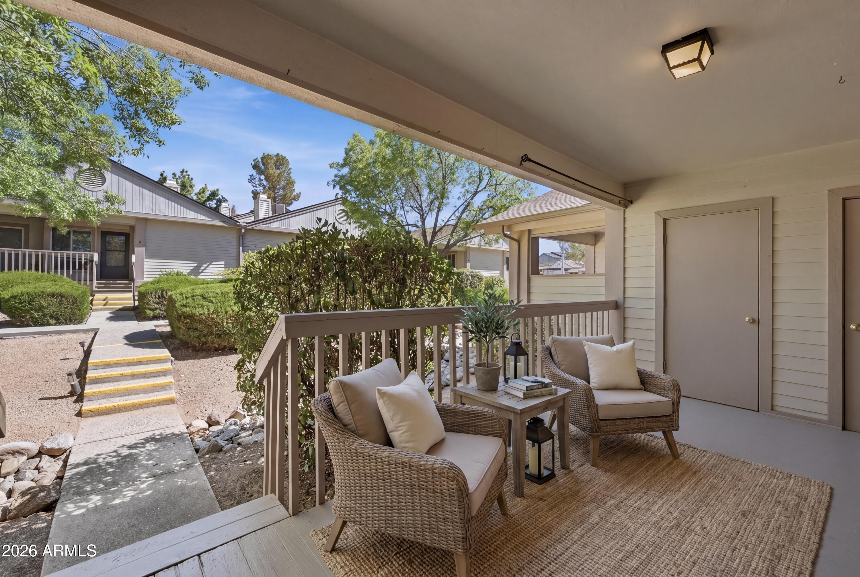 MONTANA VILLAS - Residential