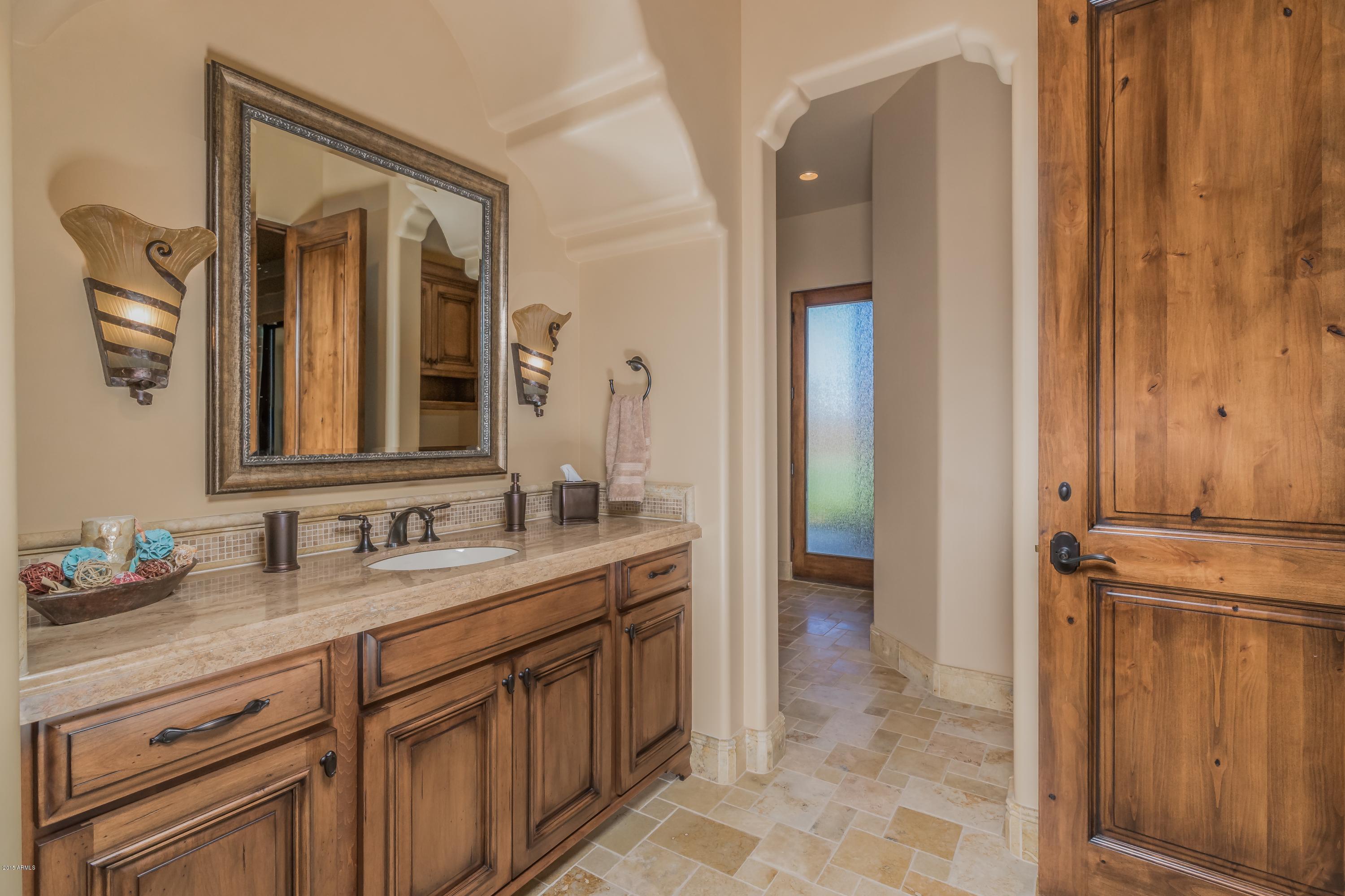 TROON CANYON ESTATES - Residential