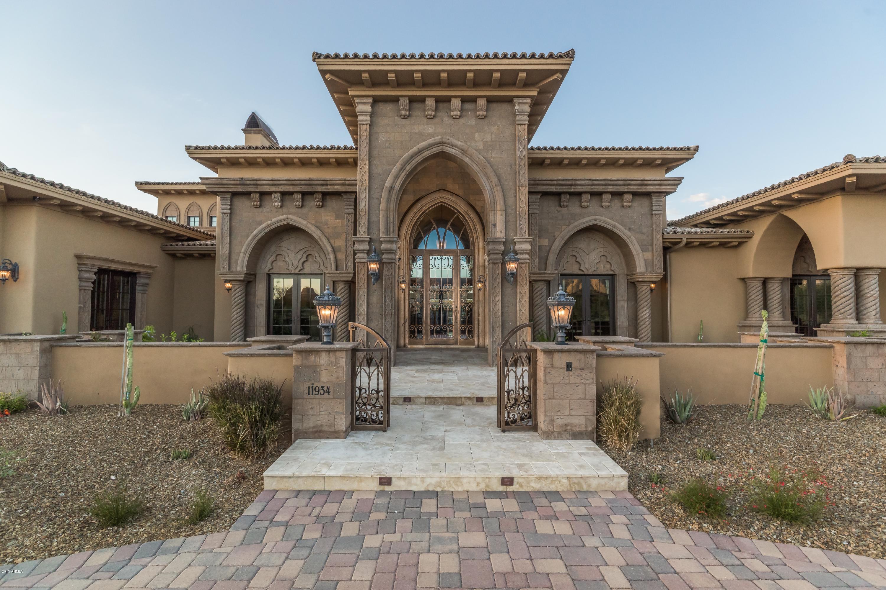 TROON CANYON ESTATES - Residential