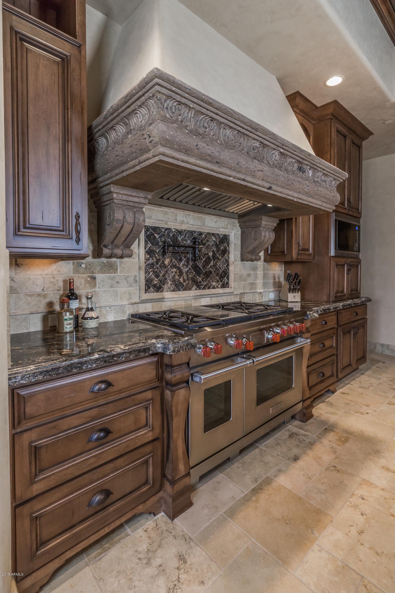 TROON CANYON ESTATES - Residential