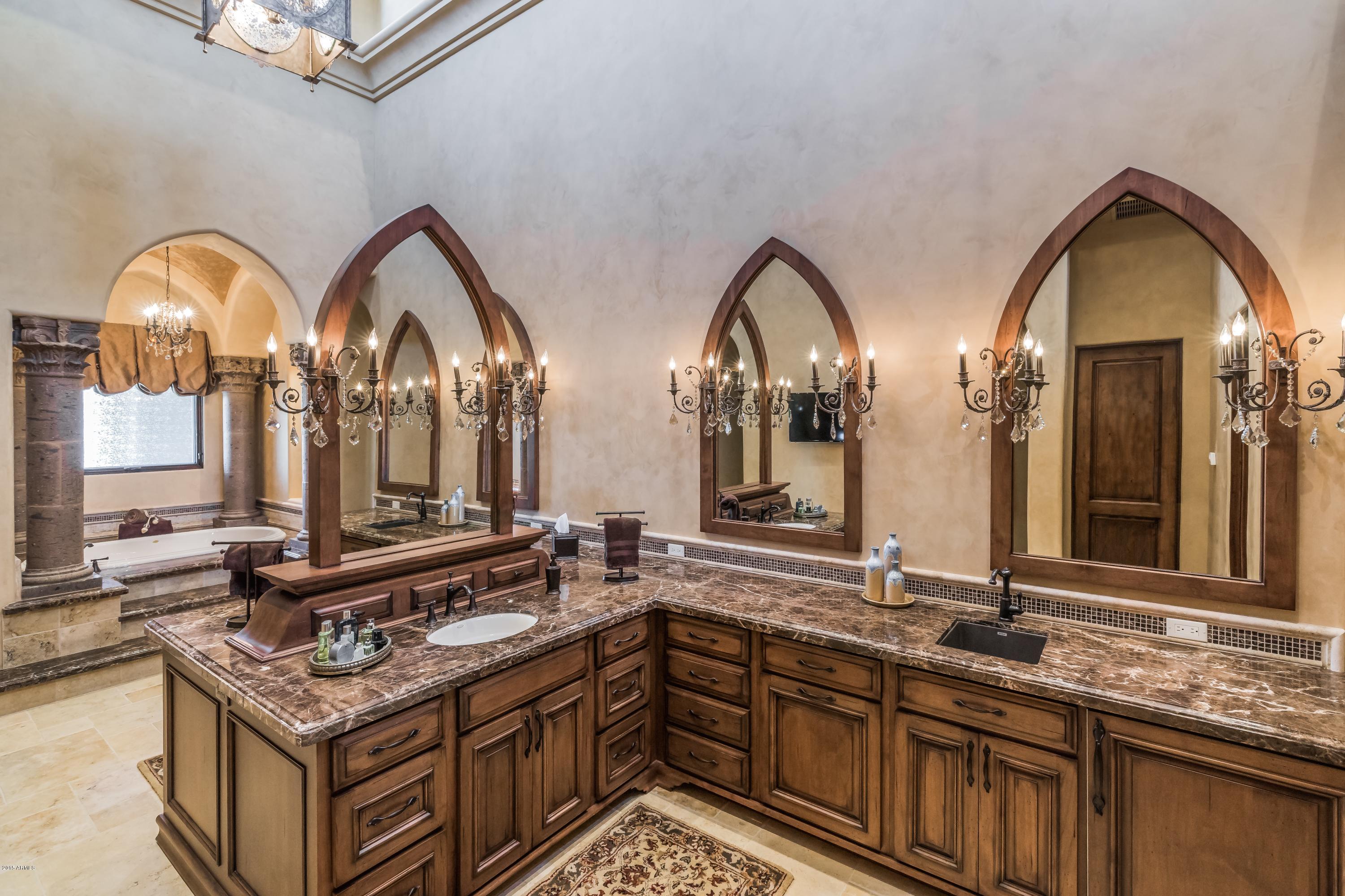TROON CANYON ESTATES - Residential