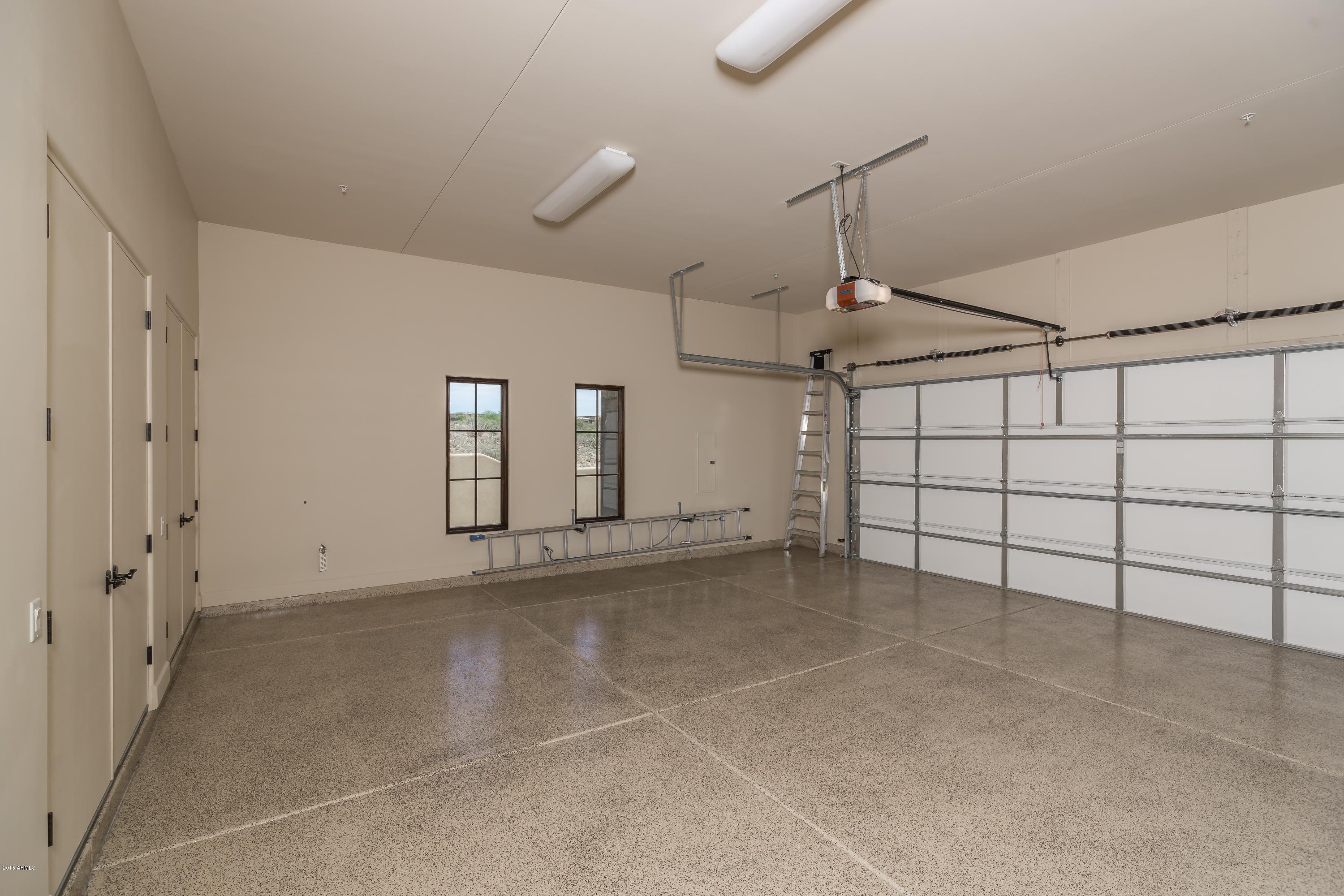 TROON CANYON ESTATES - Residential