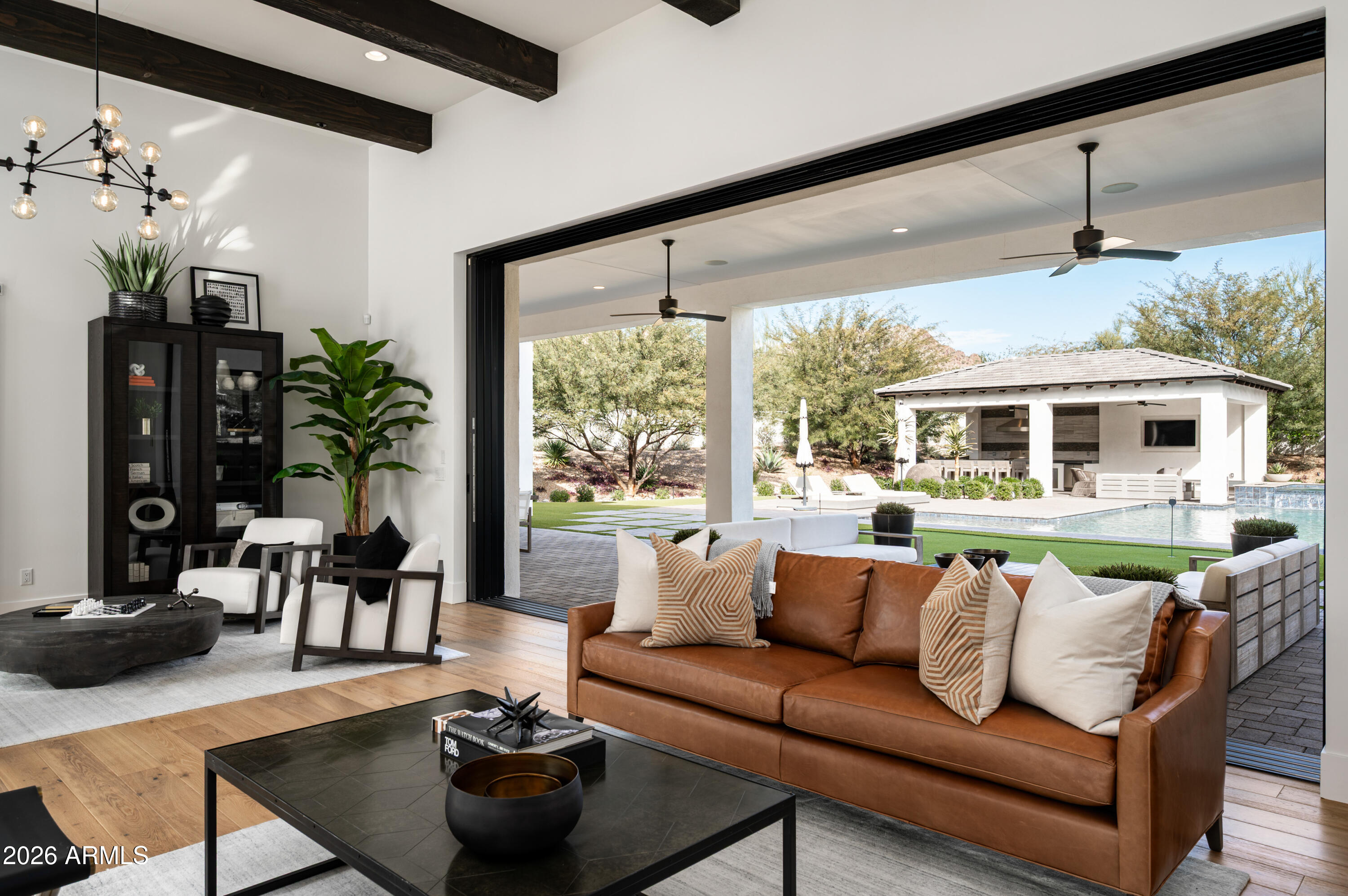 LA COLINA - Residential