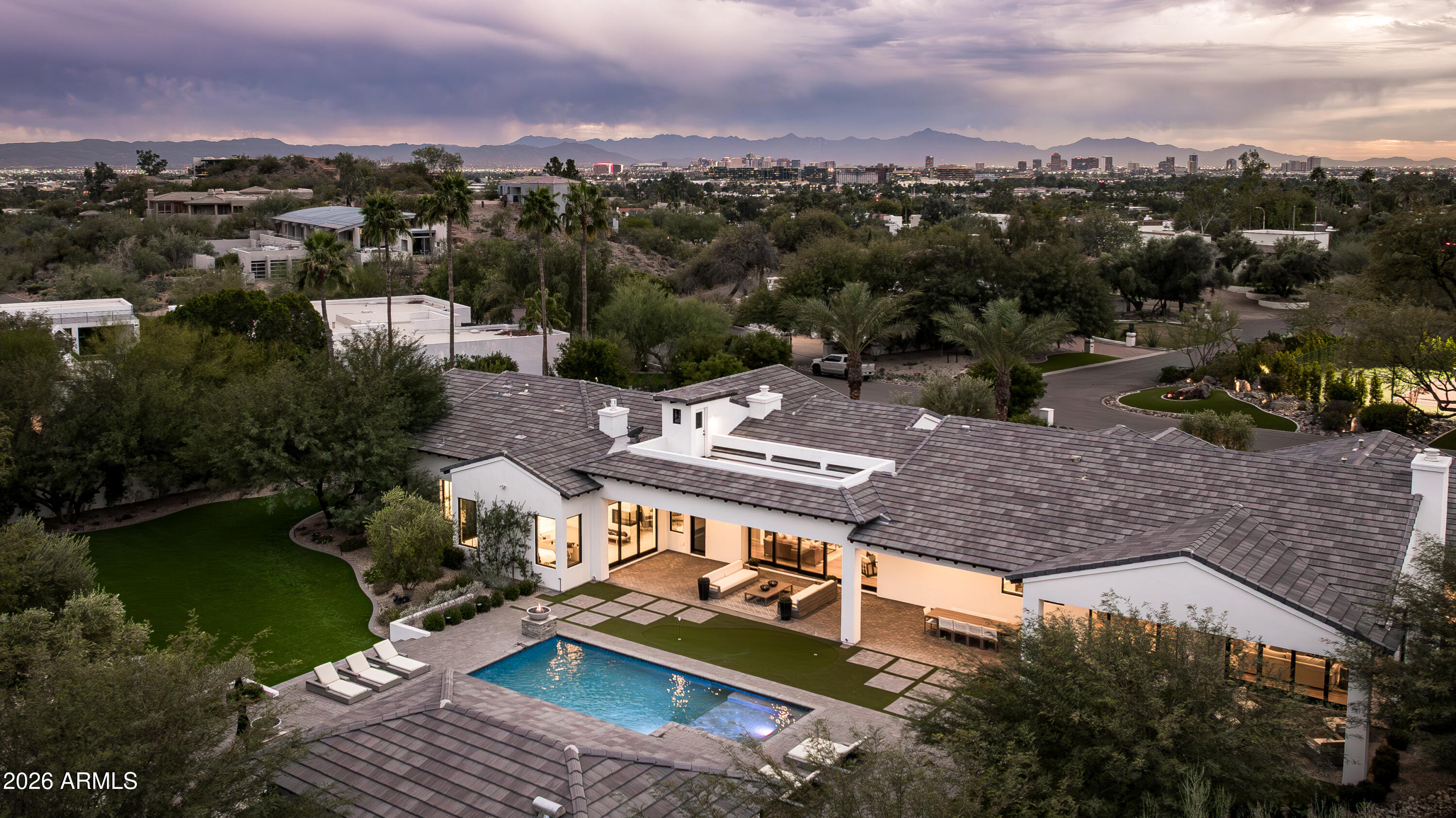 LA COLINA - Residential