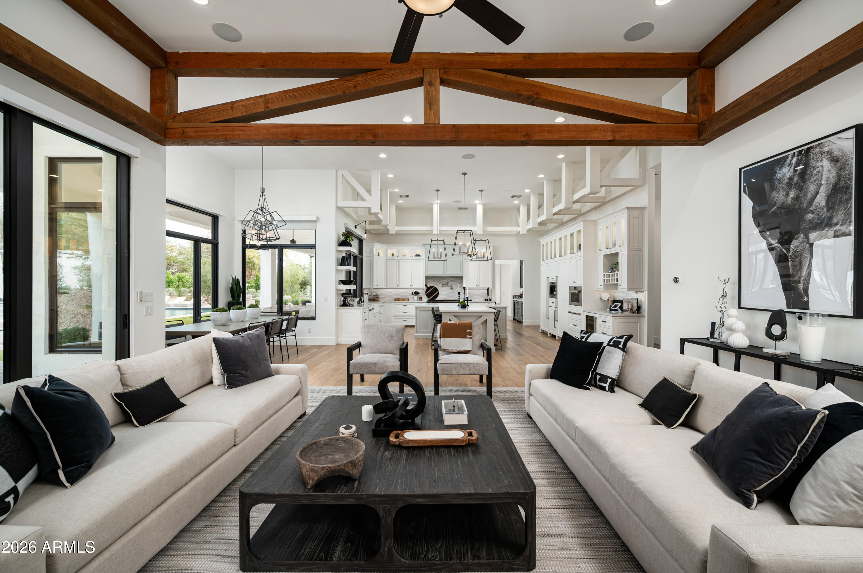 LA COLINA - Residential