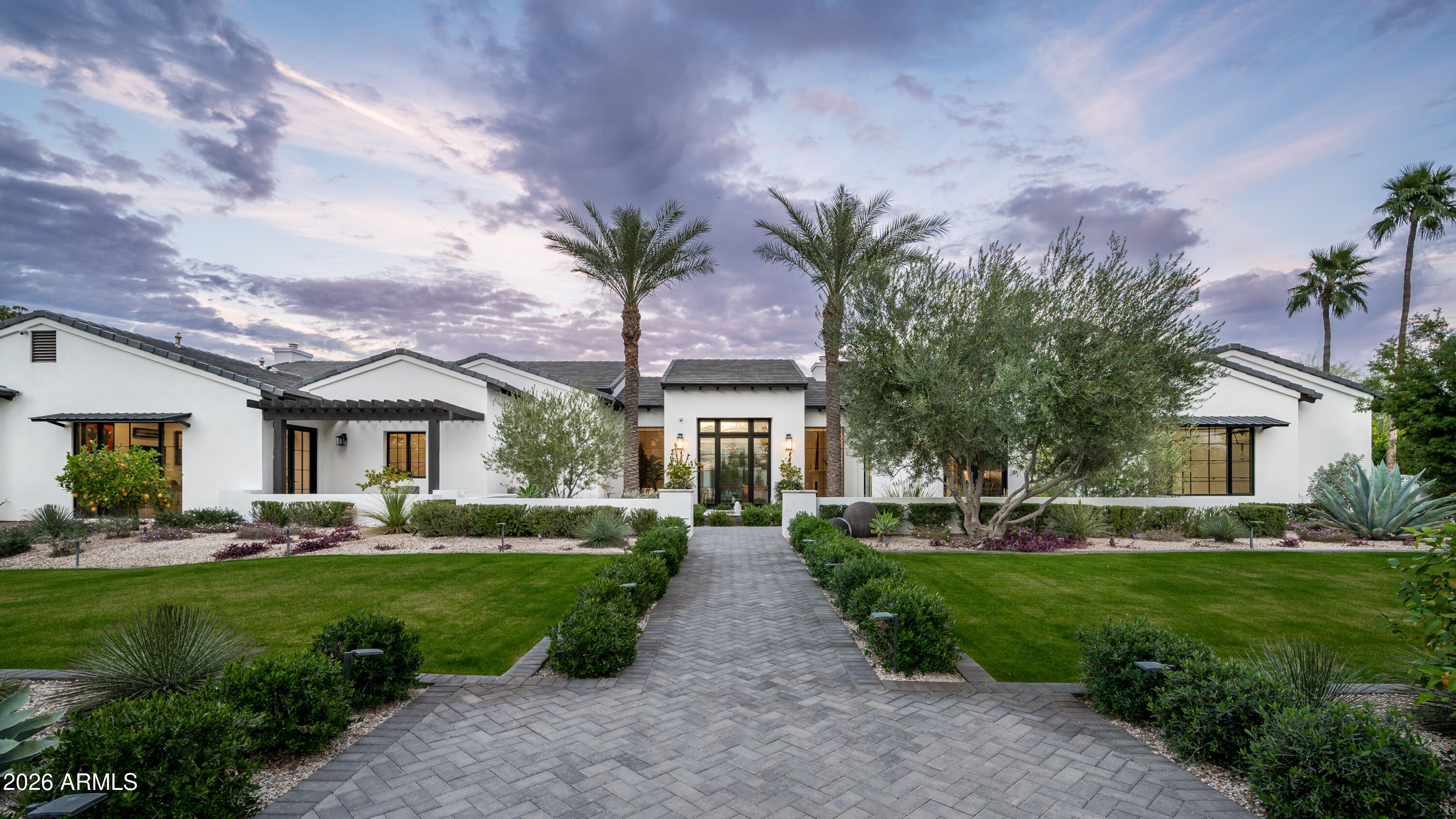 LA COLINA - Residential