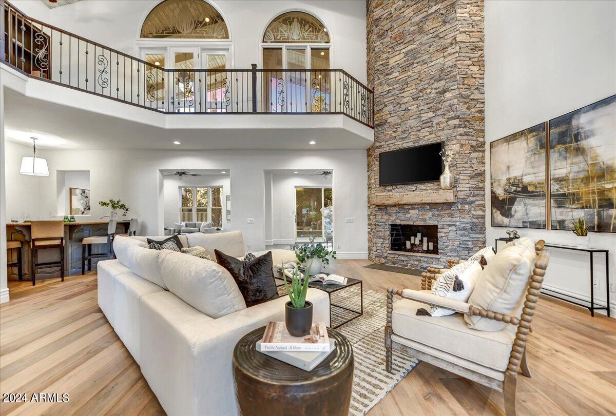 CAMELBACK COUNTRY ESTATES UNIT 5 - Residential
