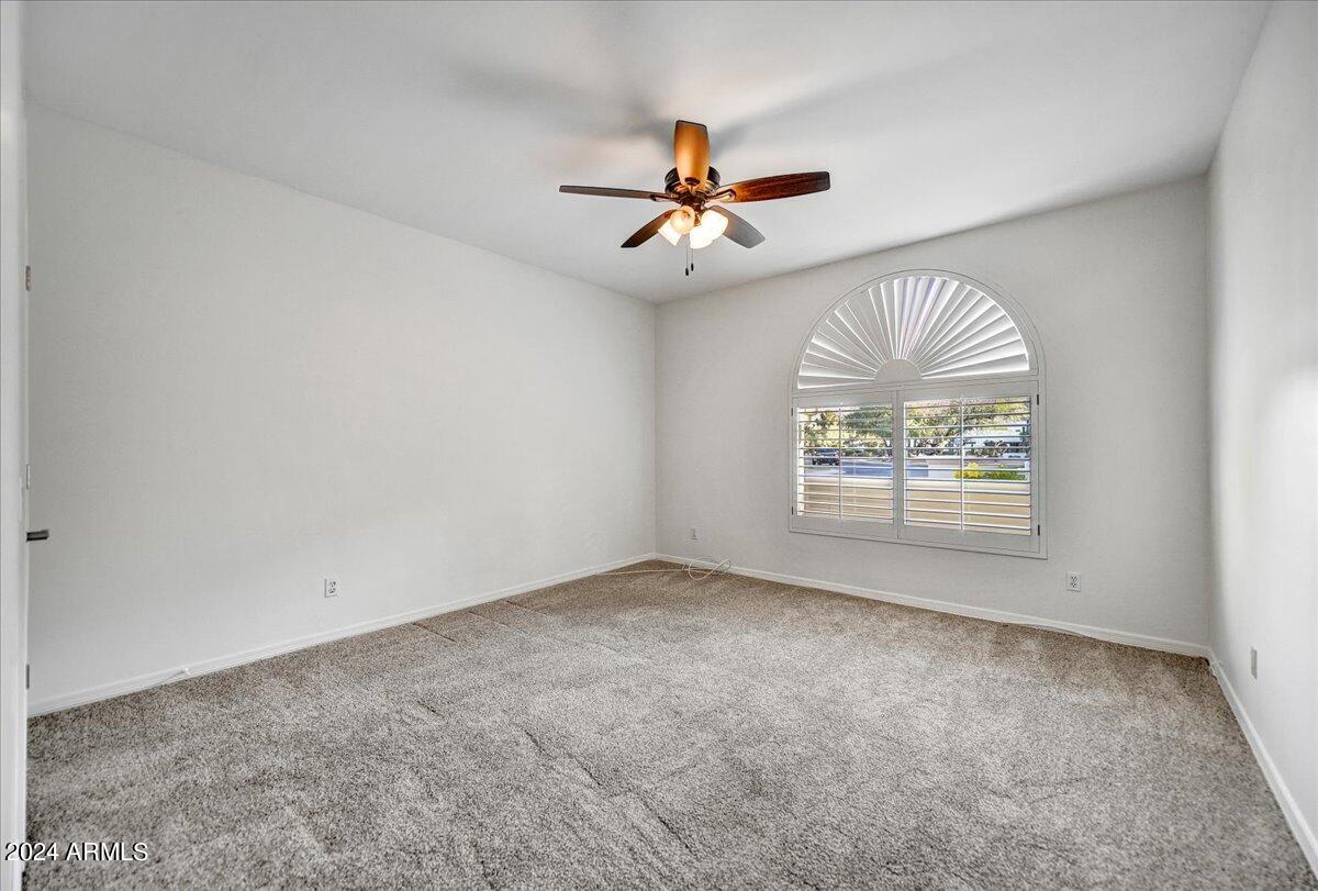 CAMELBACK COUNTRY ESTATES UNIT 5 - Residential