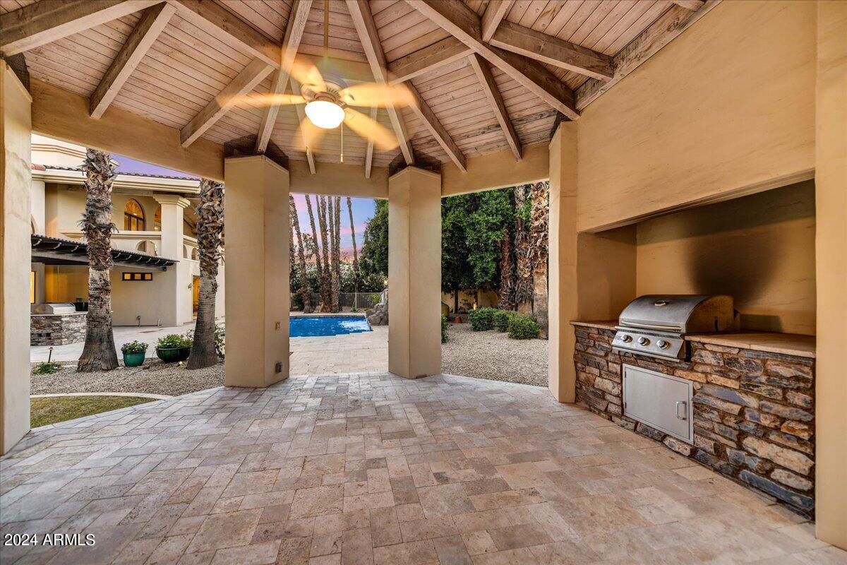 CAMELBACK COUNTRY ESTATES UNIT 5 - Residential