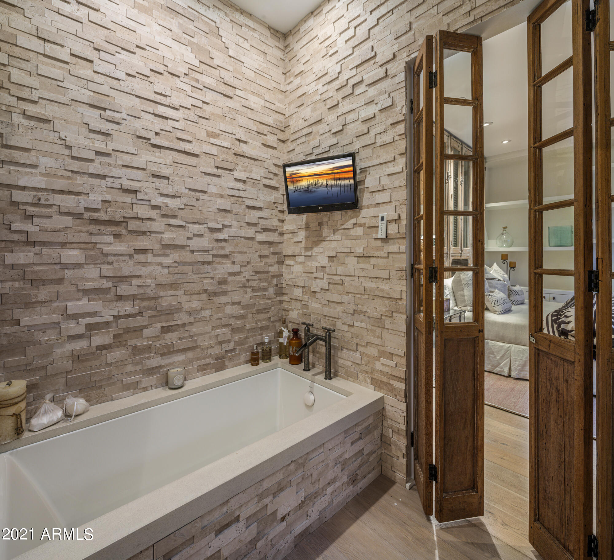 COLONIA MIRAMONTE - Residential
