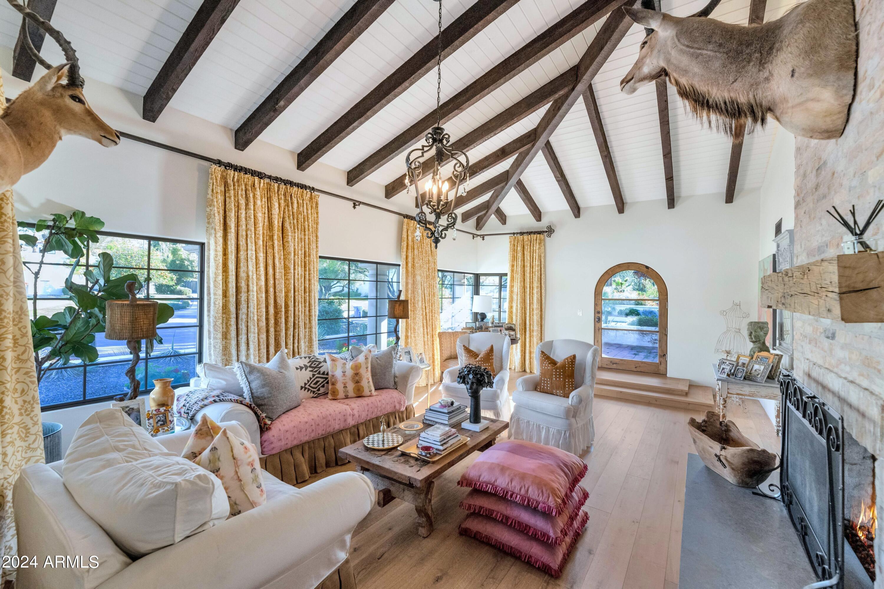 ARCADIA ESTATES - Residential