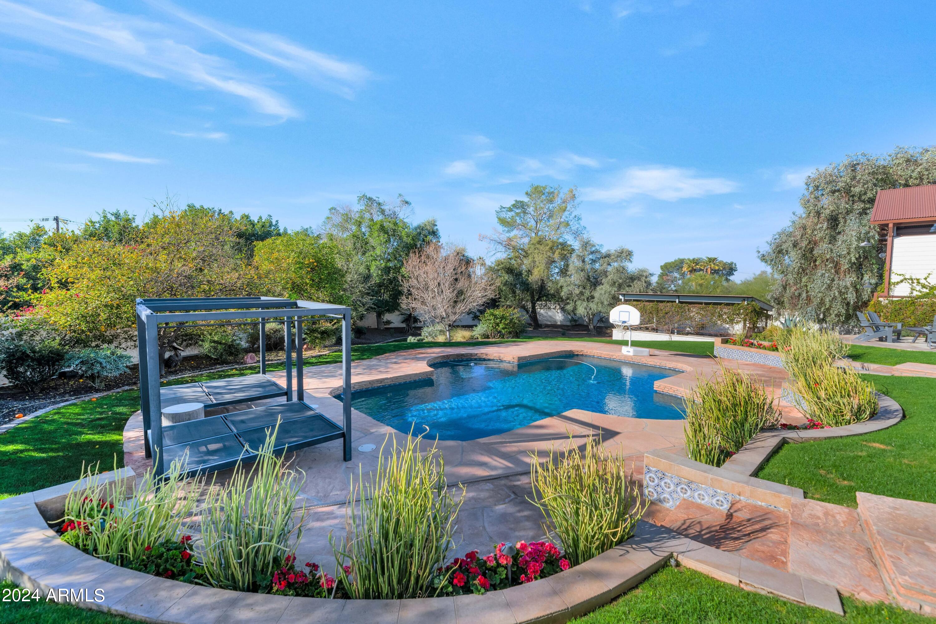 ARCADIA ESTATES - Residential