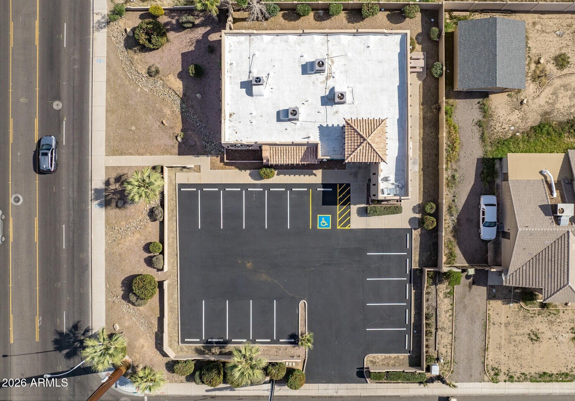 NORTHERN ESTATES - Commercial Lease