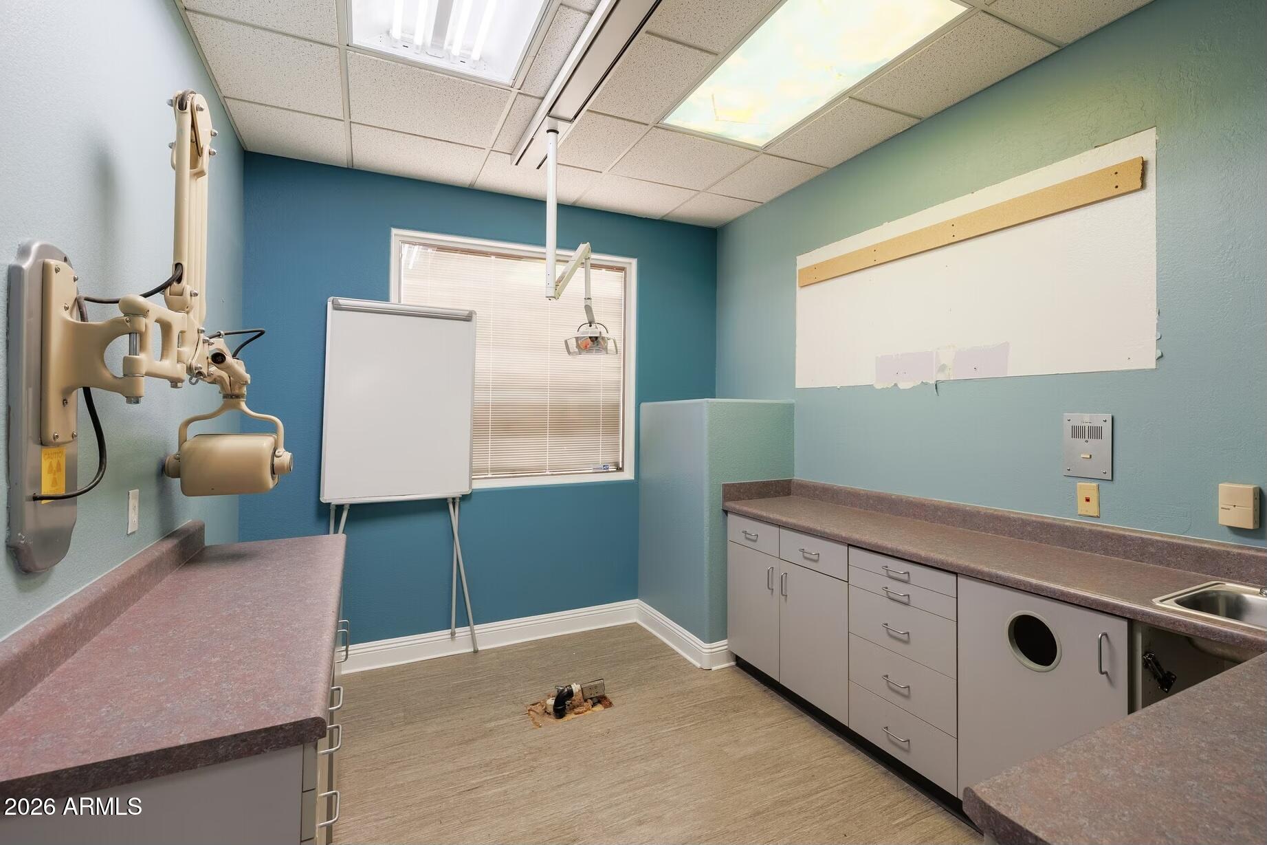 NORTHERN ESTATES - Commercial Lease
