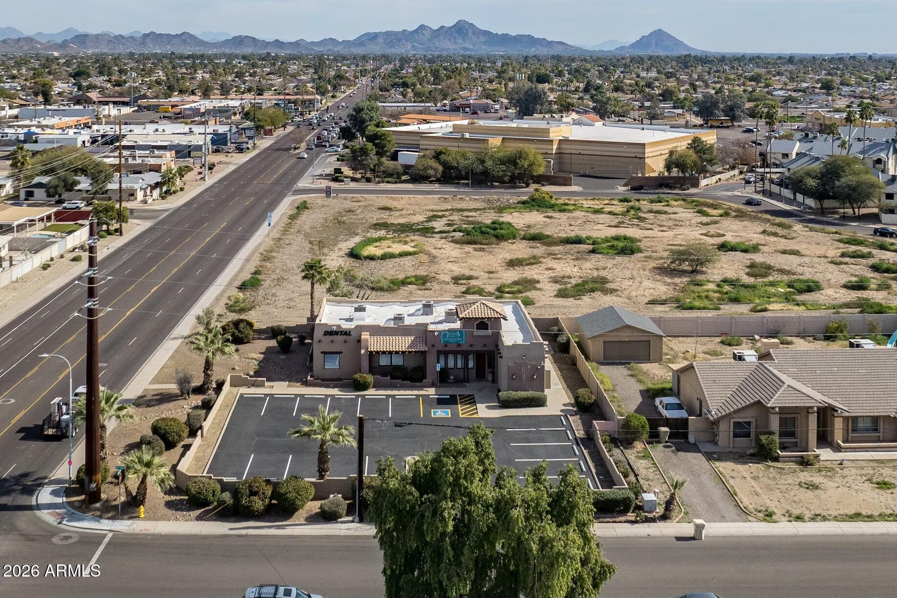 NORTHERN ESTATES - Commercial Lease
