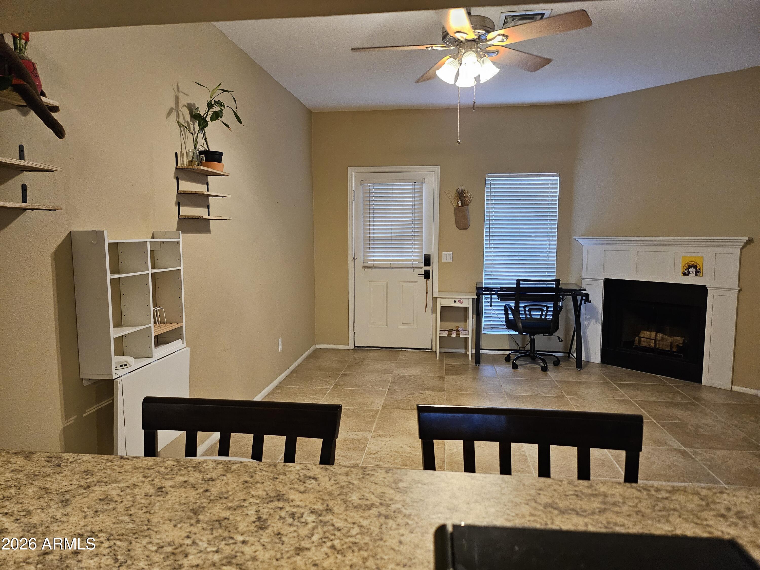 SUNSTONE 2 - Residential