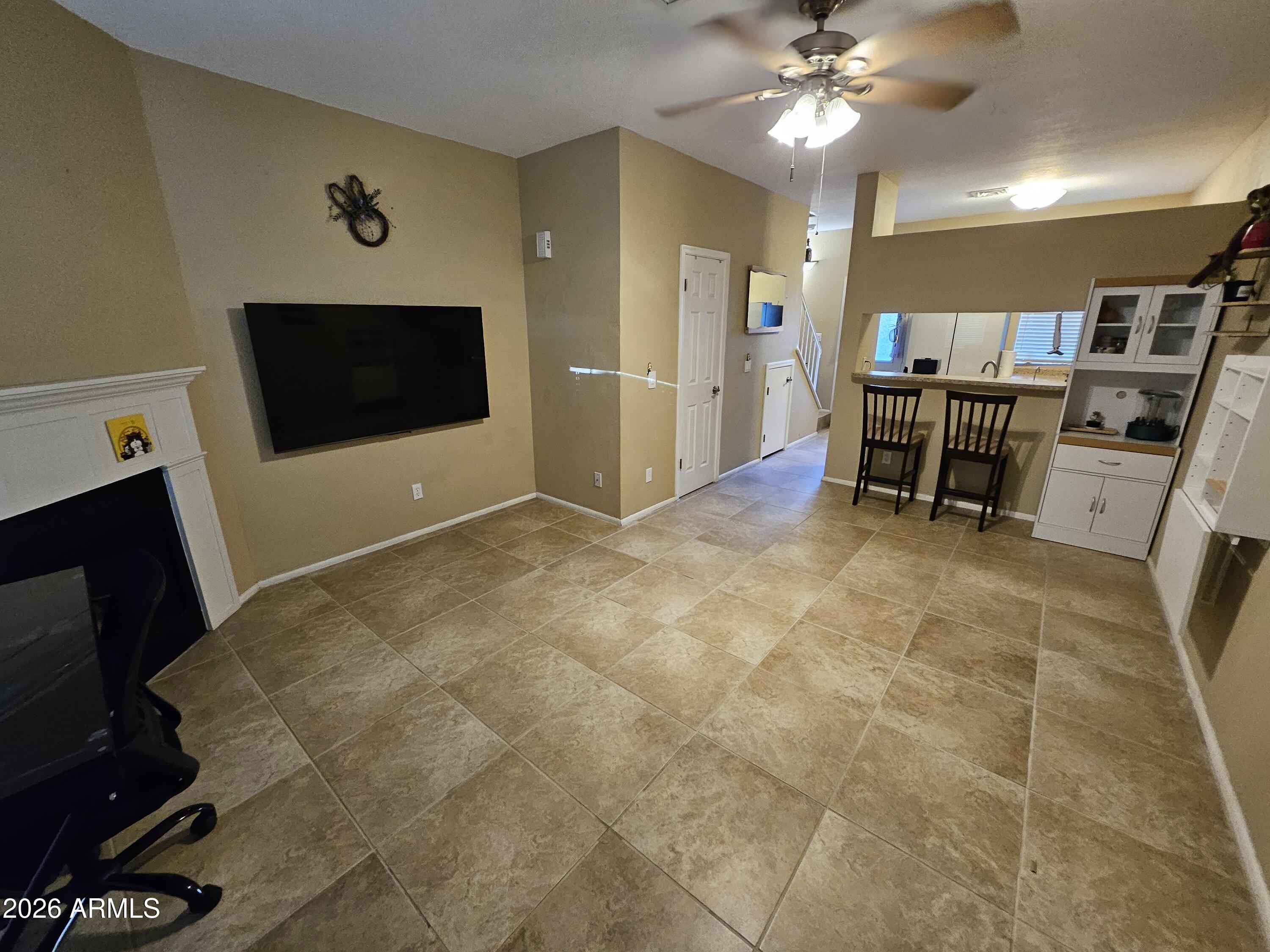 SUNSTONE 2 - Residential