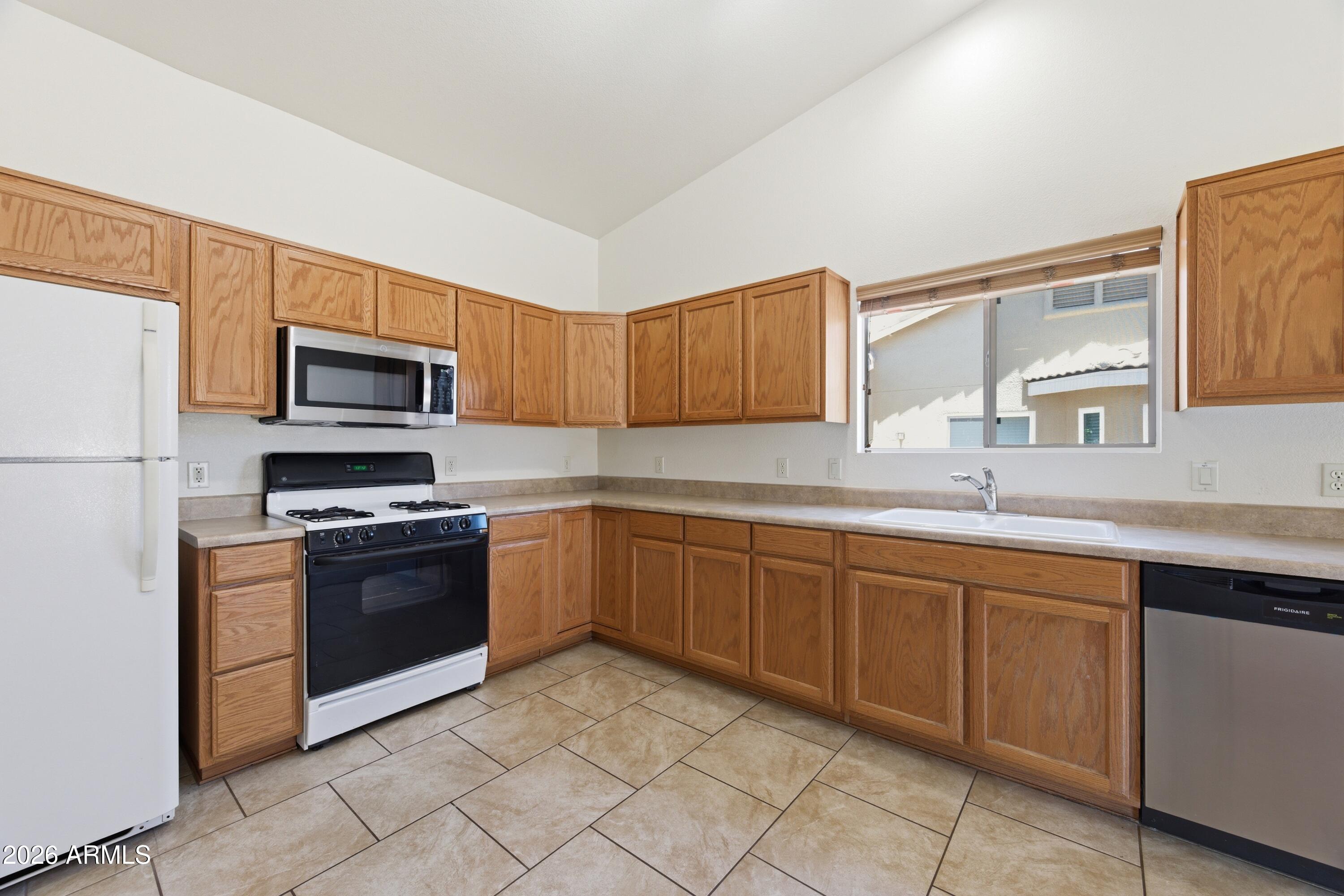 CANYON DE FLORES PHASE 2C - Residential