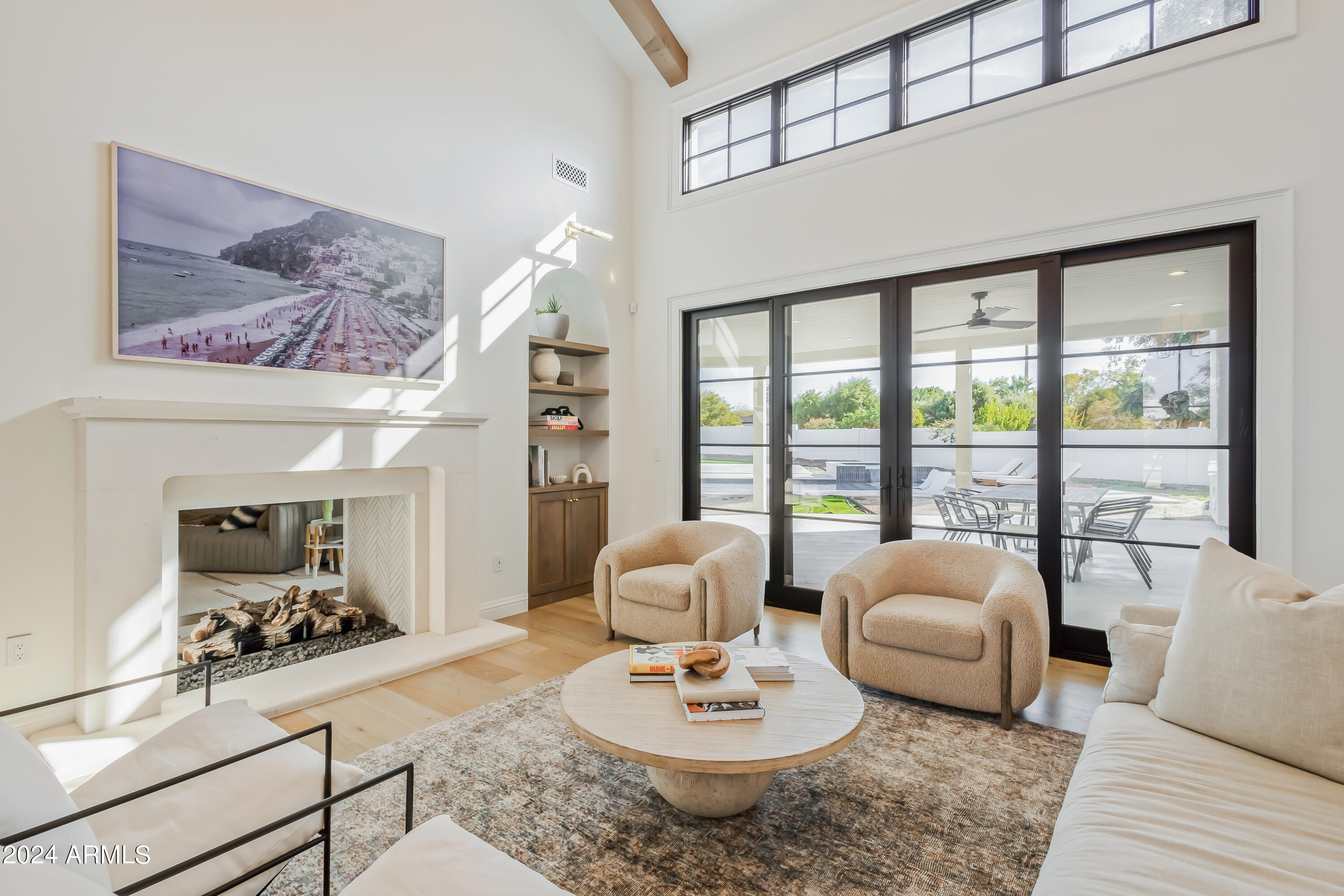 ROYAL TERRACE AMD - Residential