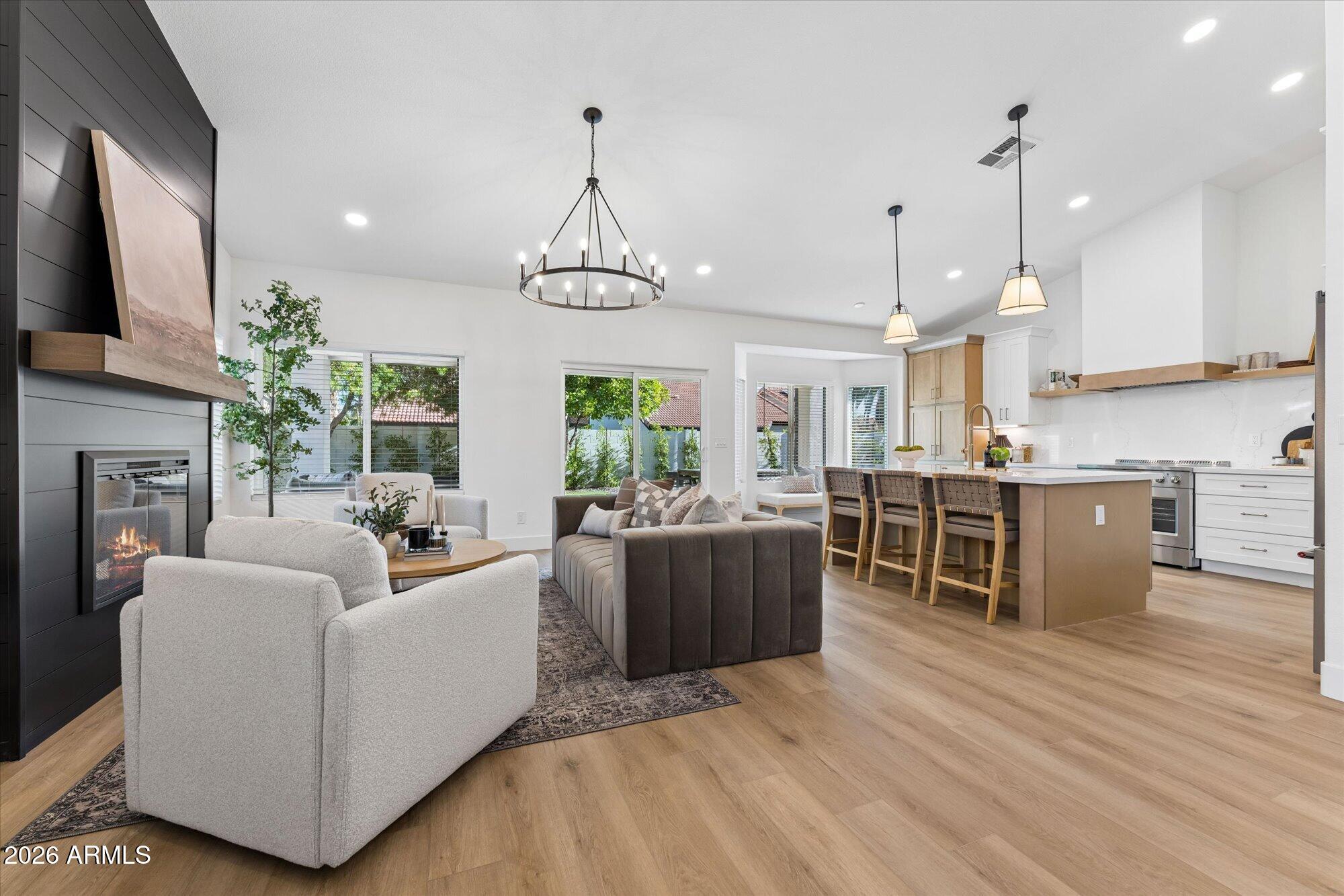 PARADISE PARK VISTA REPLAT LOT 4-29 - Residential