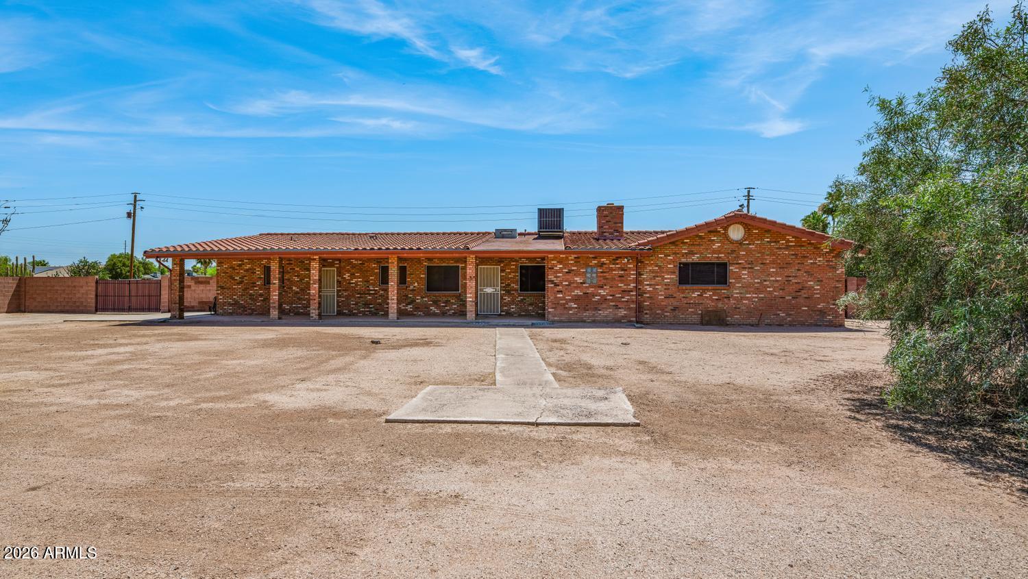 PARADISE RANCHITOS - Residential